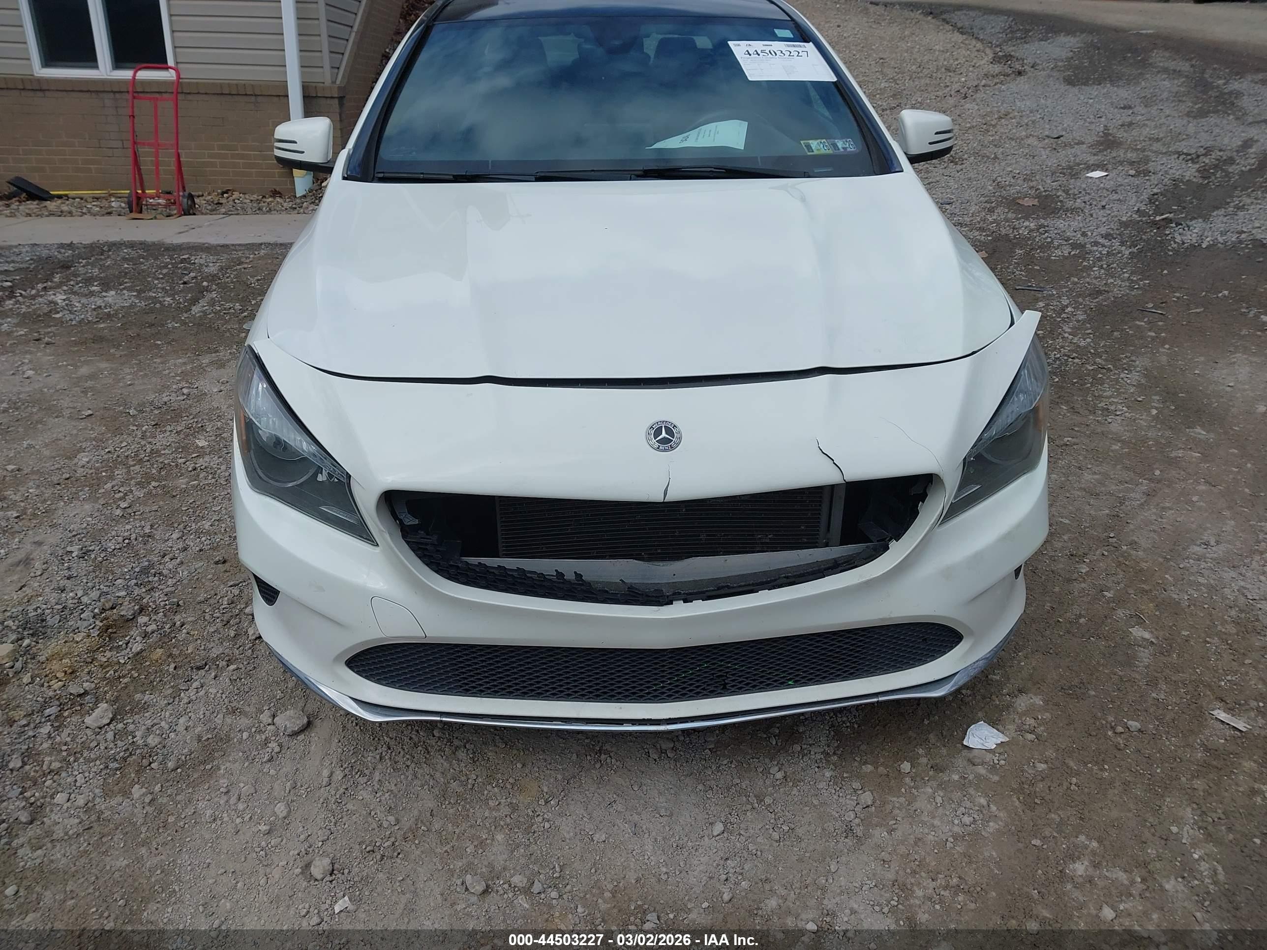 MERCEDES-BENZ CLA image 6