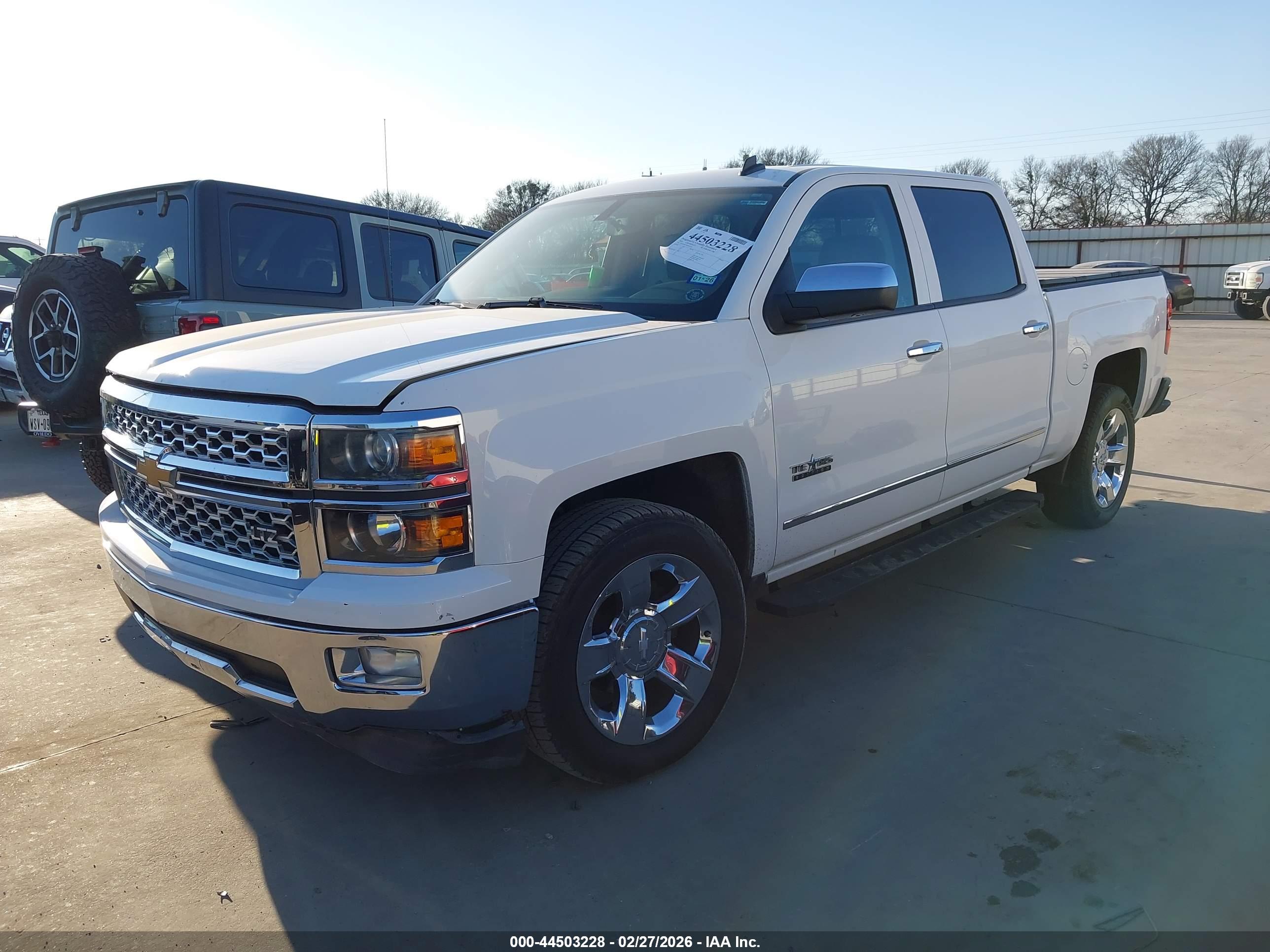 CHEVROLET SILVERADO image 2