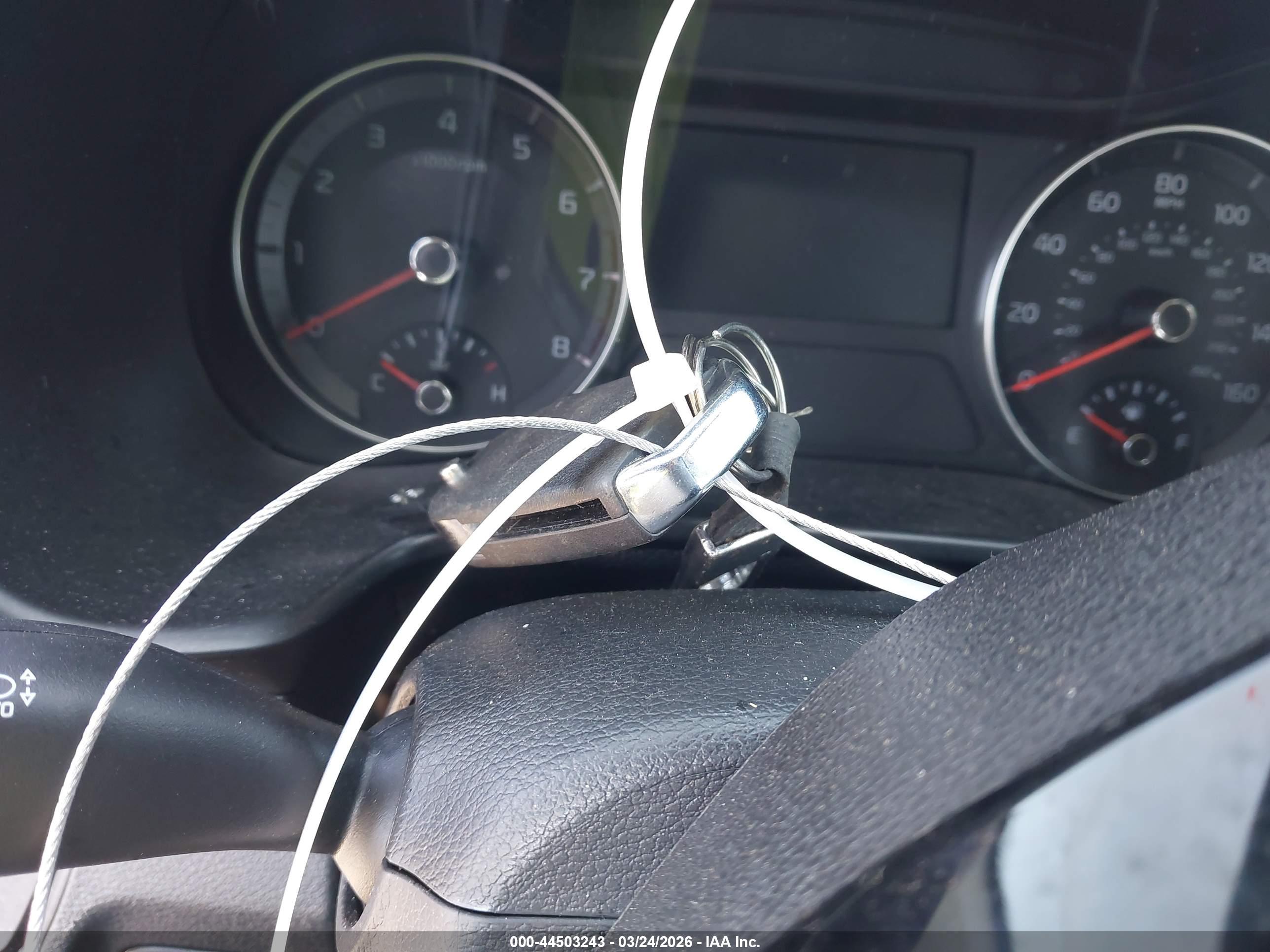 KIA FORTE image 11