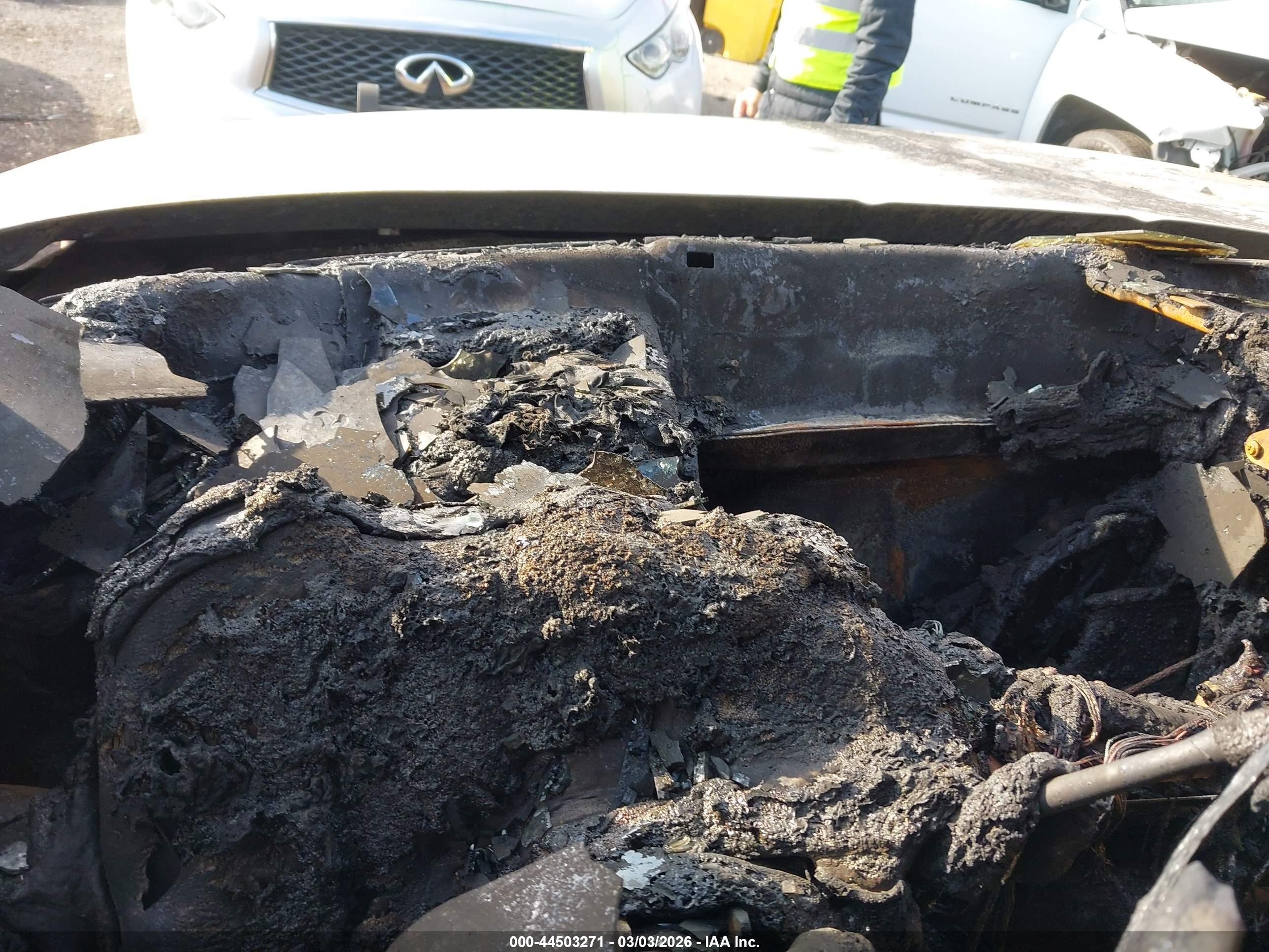 DODGE RAM image 7