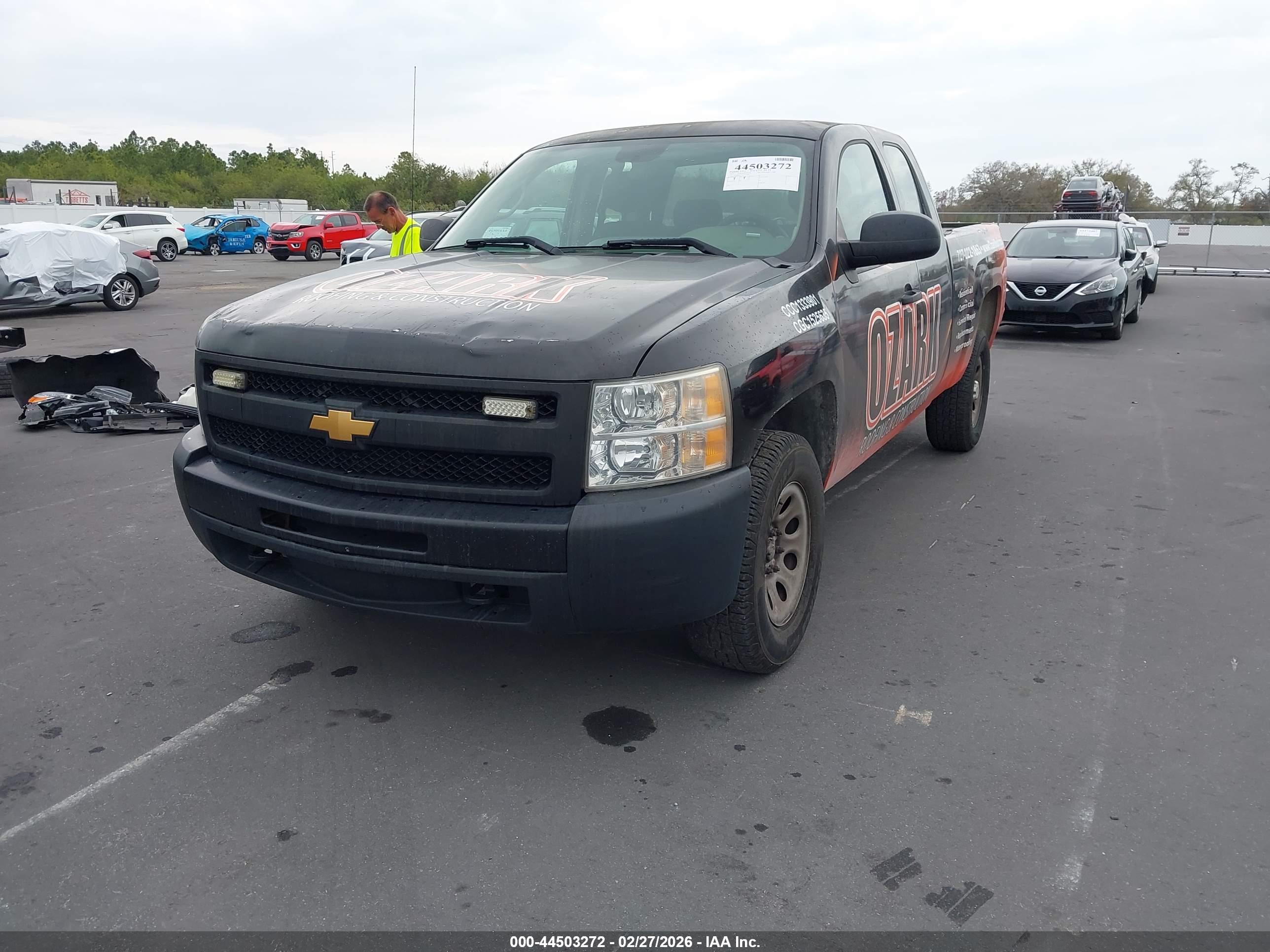 CHEVROLET SILVERADO image 2