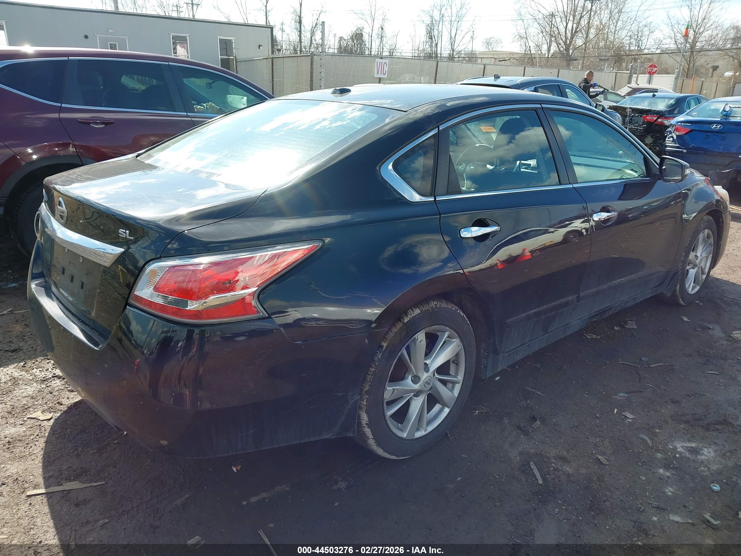 NISSAN ALTIMA image 4