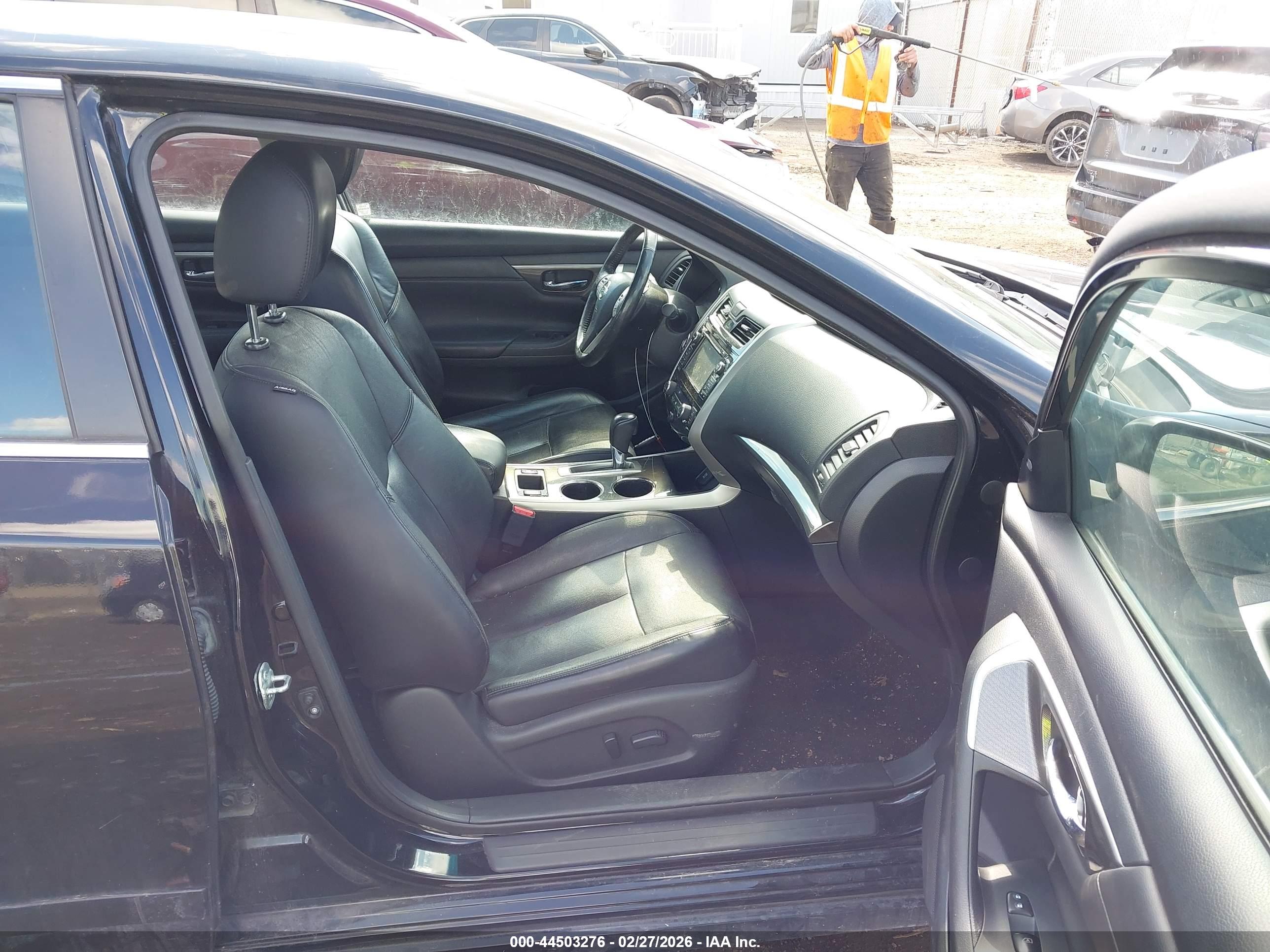 NISSAN ALTIMA image 5