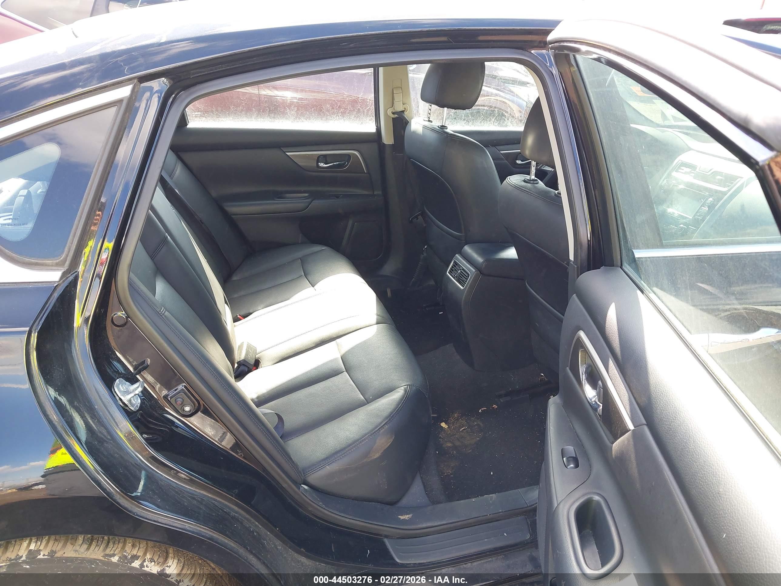 NISSAN ALTIMA image 8