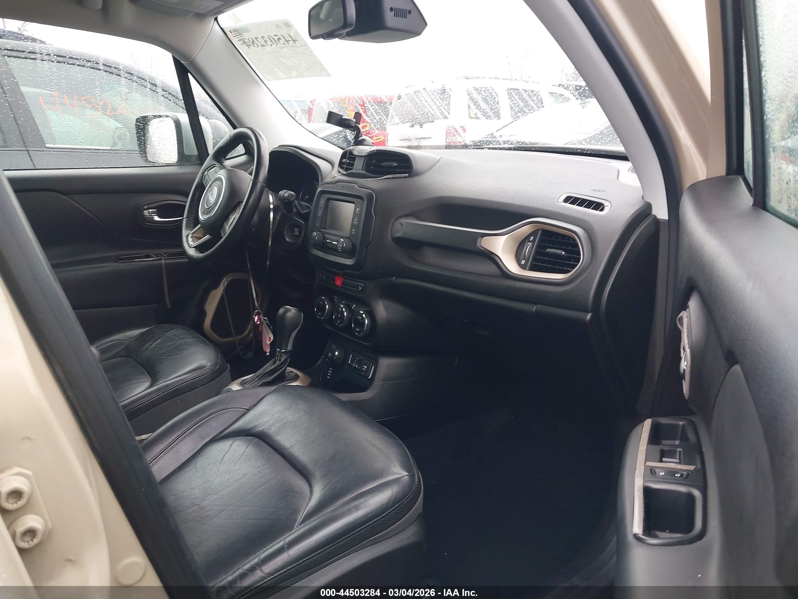 JEEP RENEGADE image 5