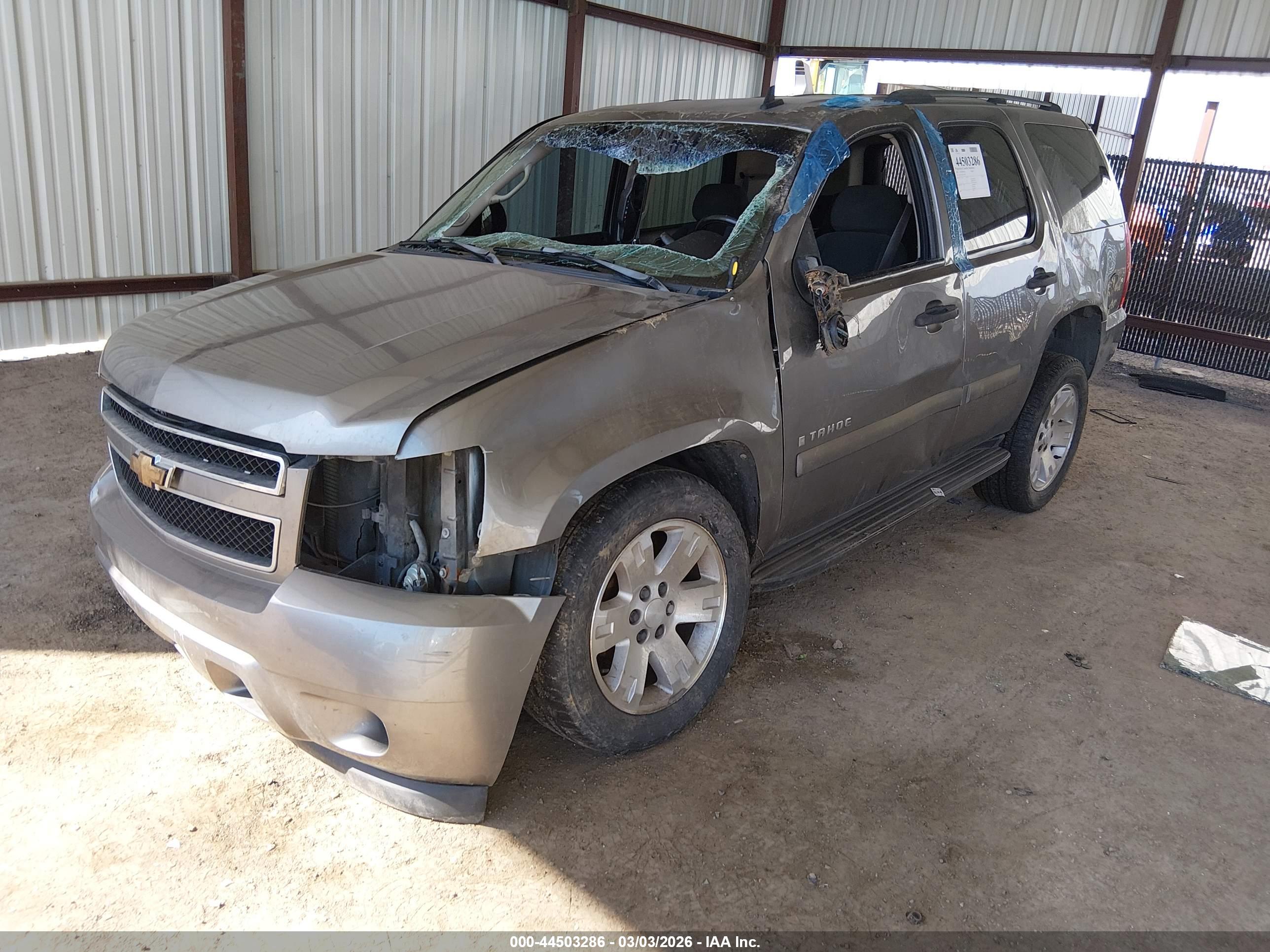 CHEVROLET TAHOE image 2