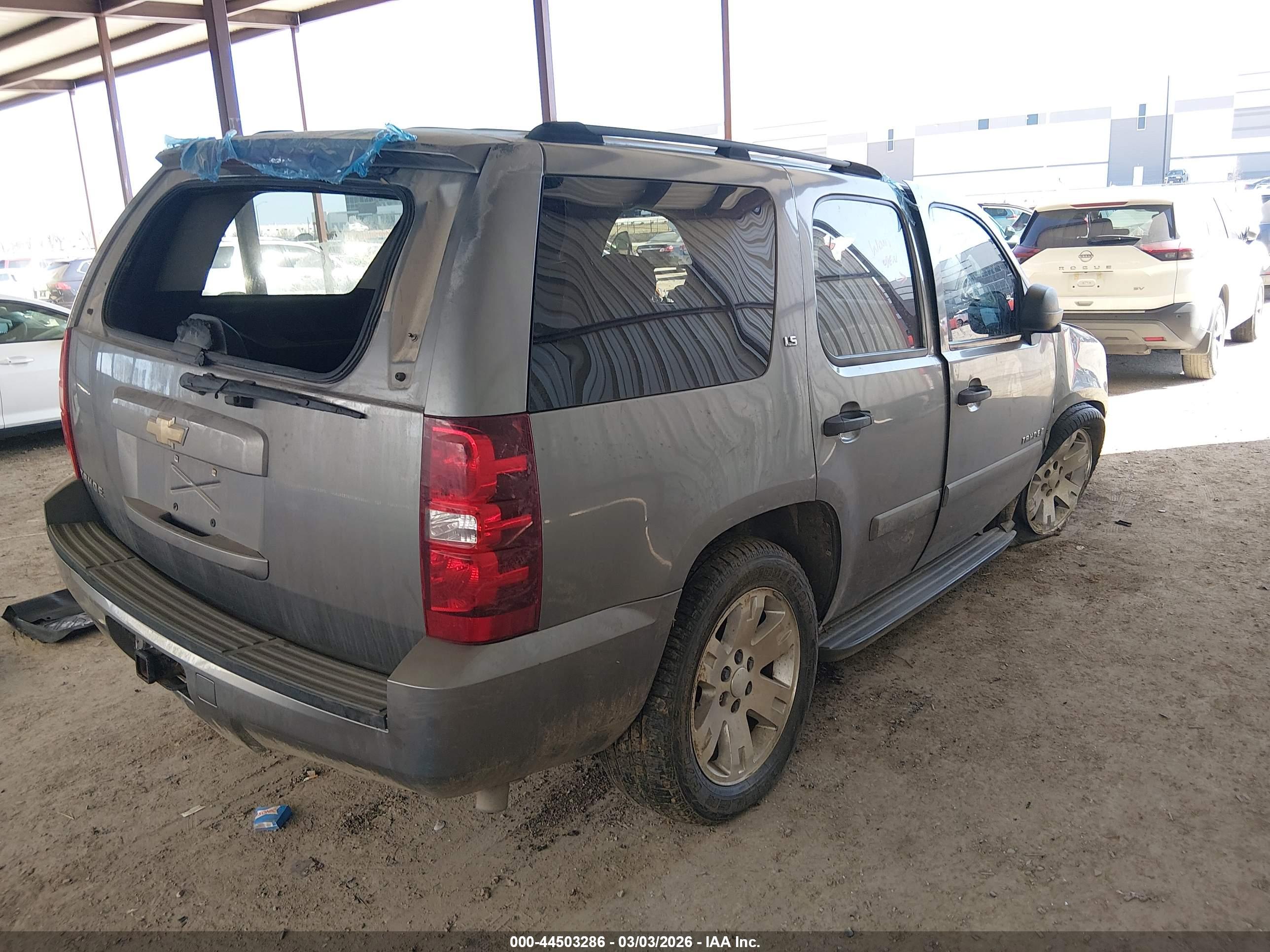 CHEVROLET TAHOE image 4