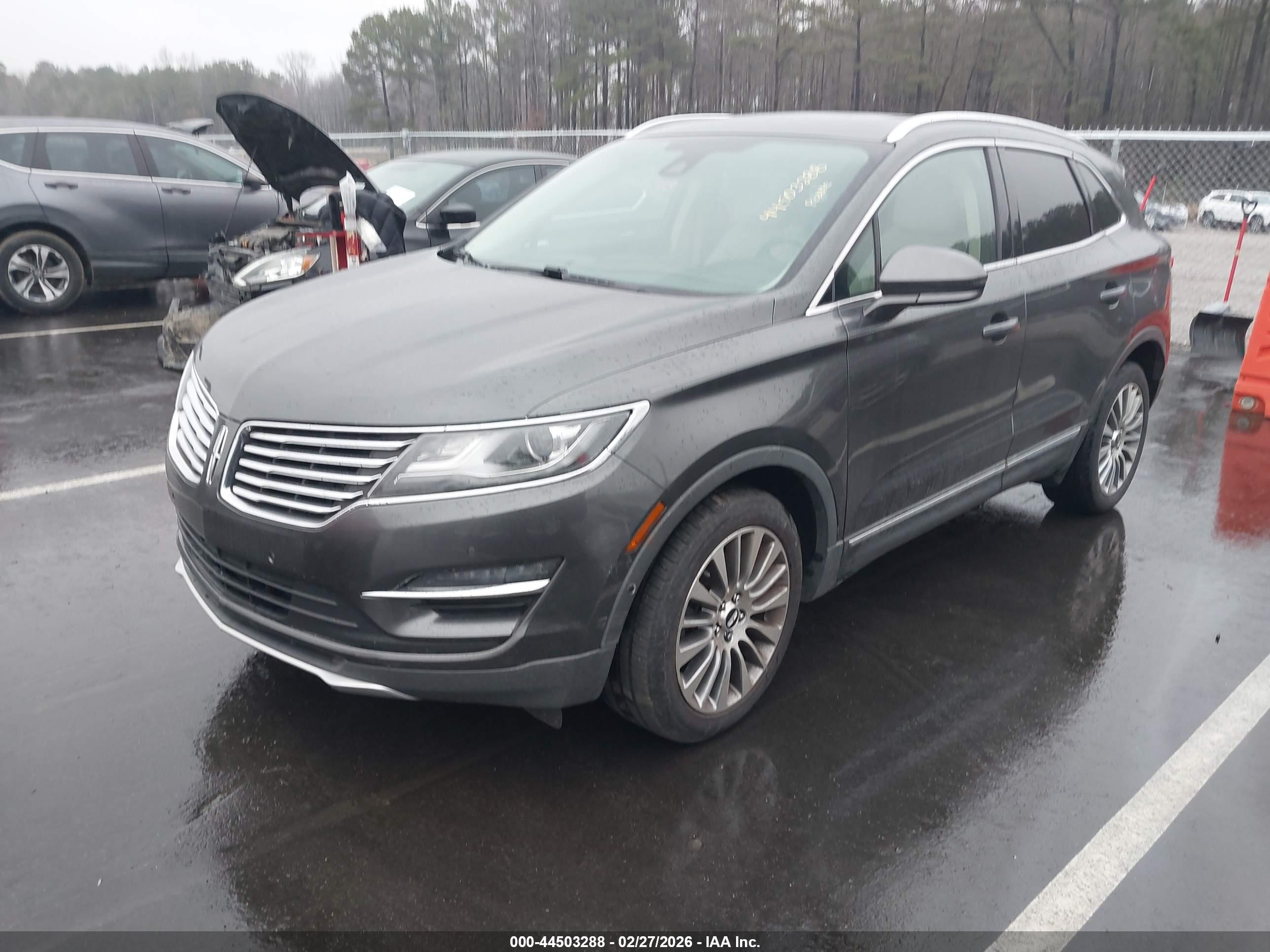 LINCOLN MKC image 2