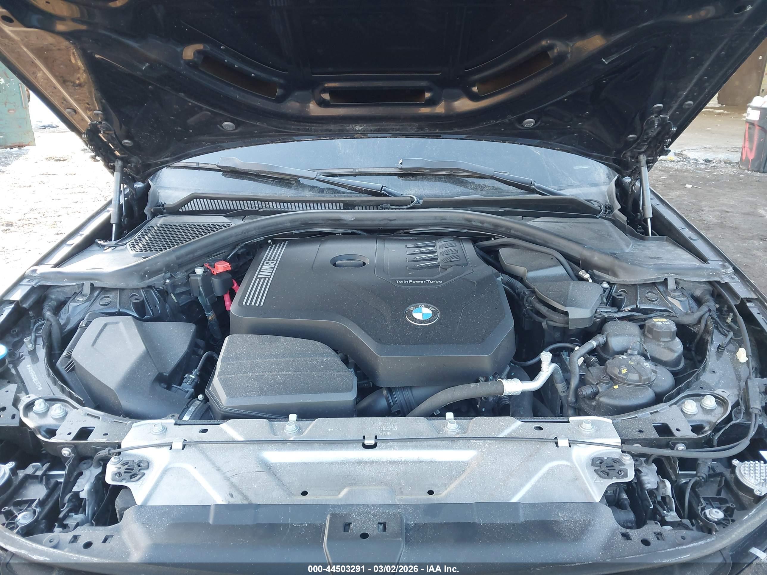 BMW 330I image 10
