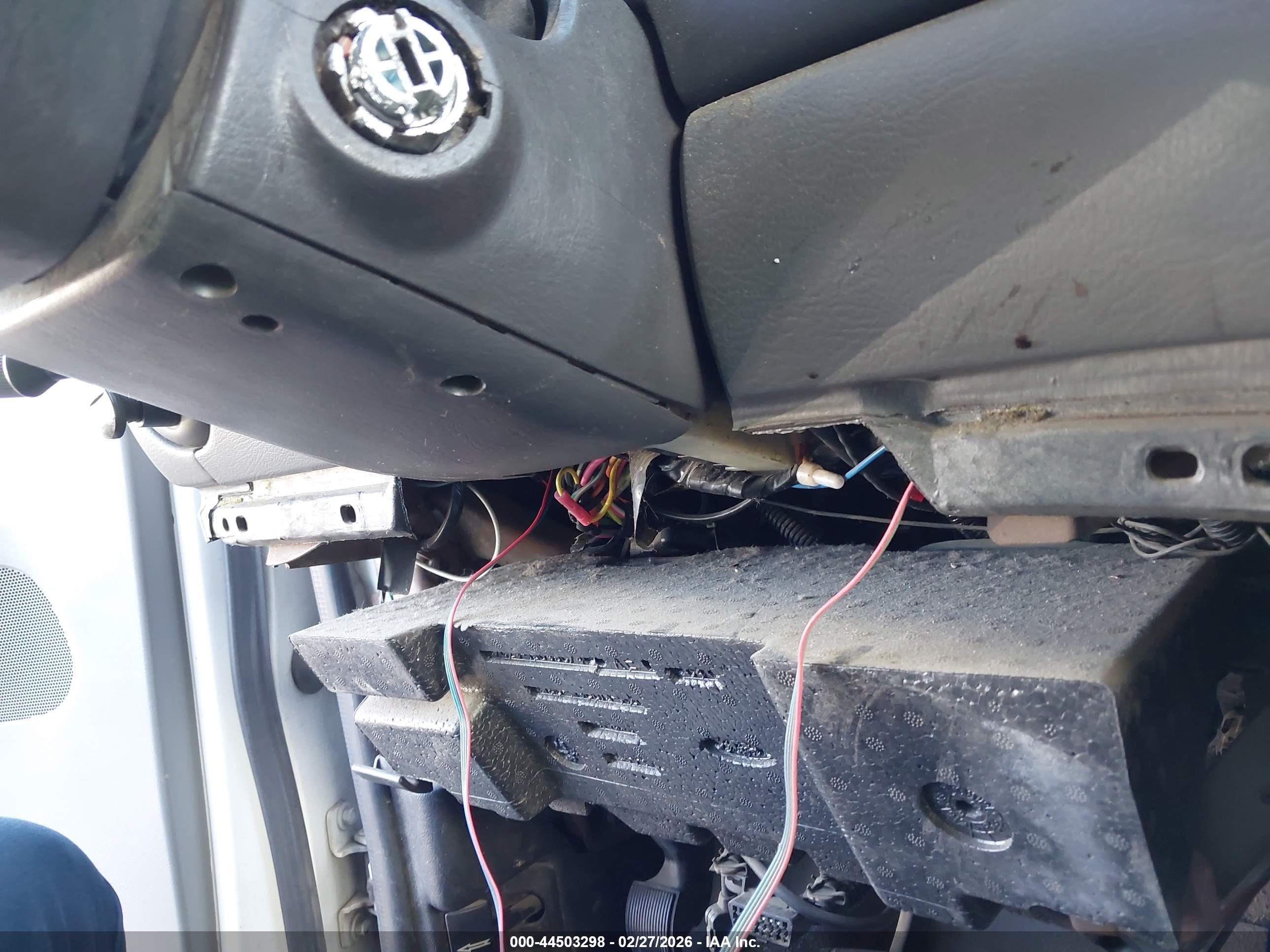 FORD E-150 image 6