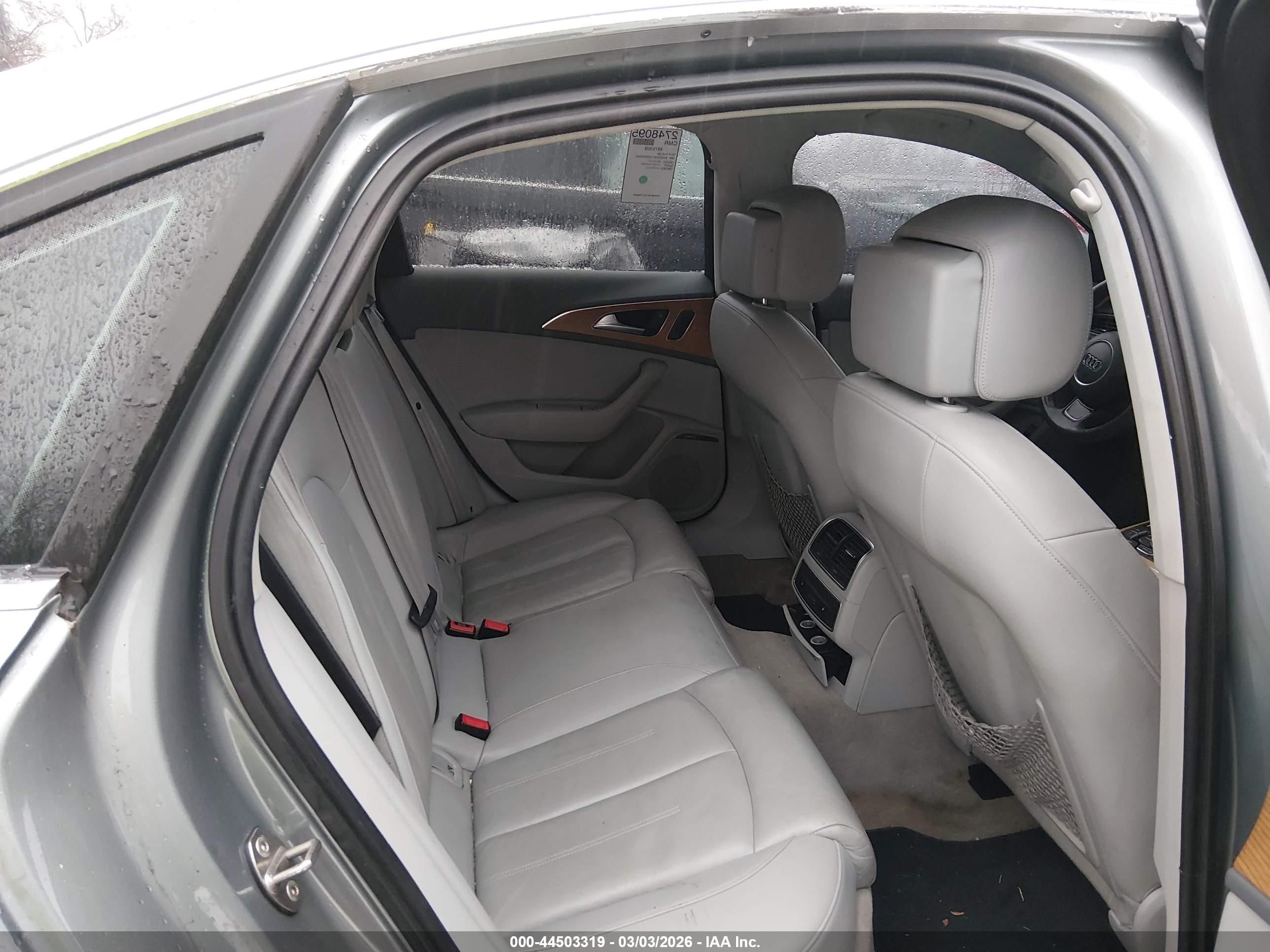 AUDI A6 image 8