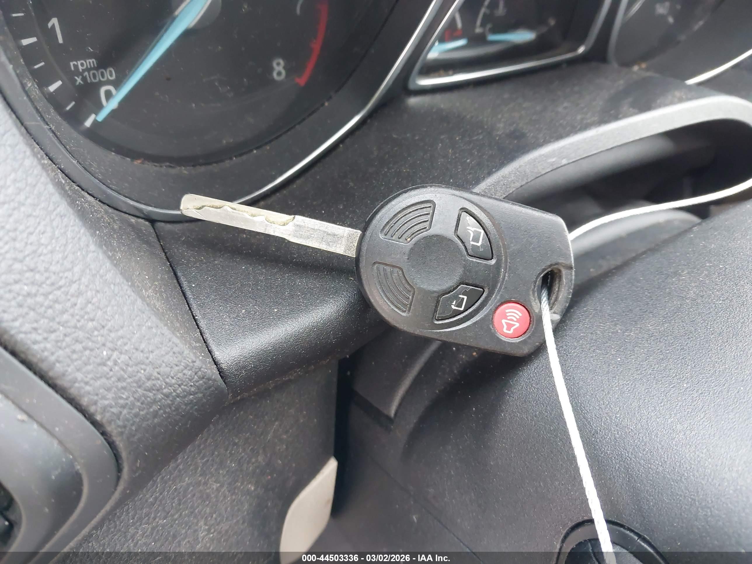 FORD ESCAPE image 11