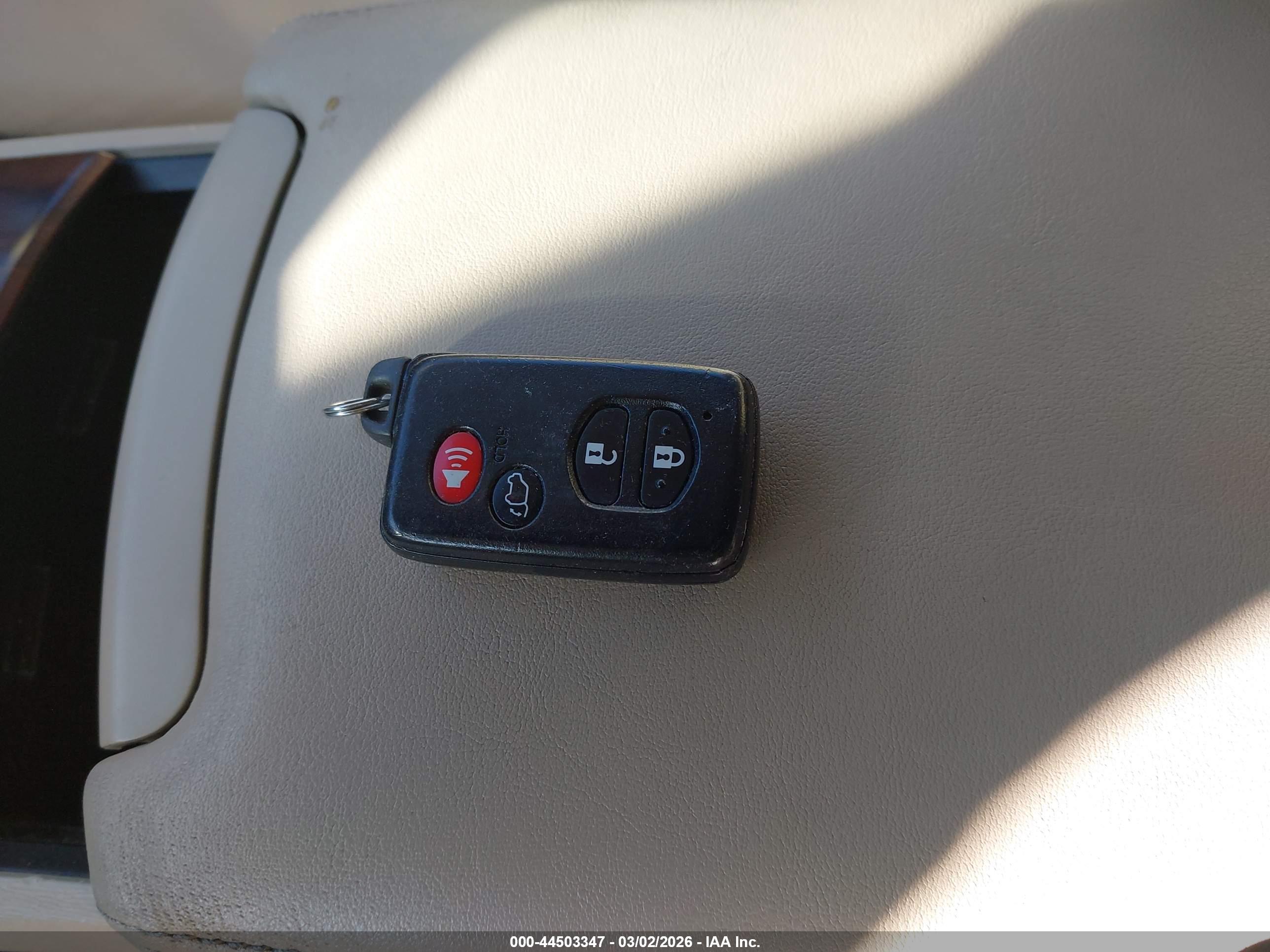 TOYOTA VENZA image 11