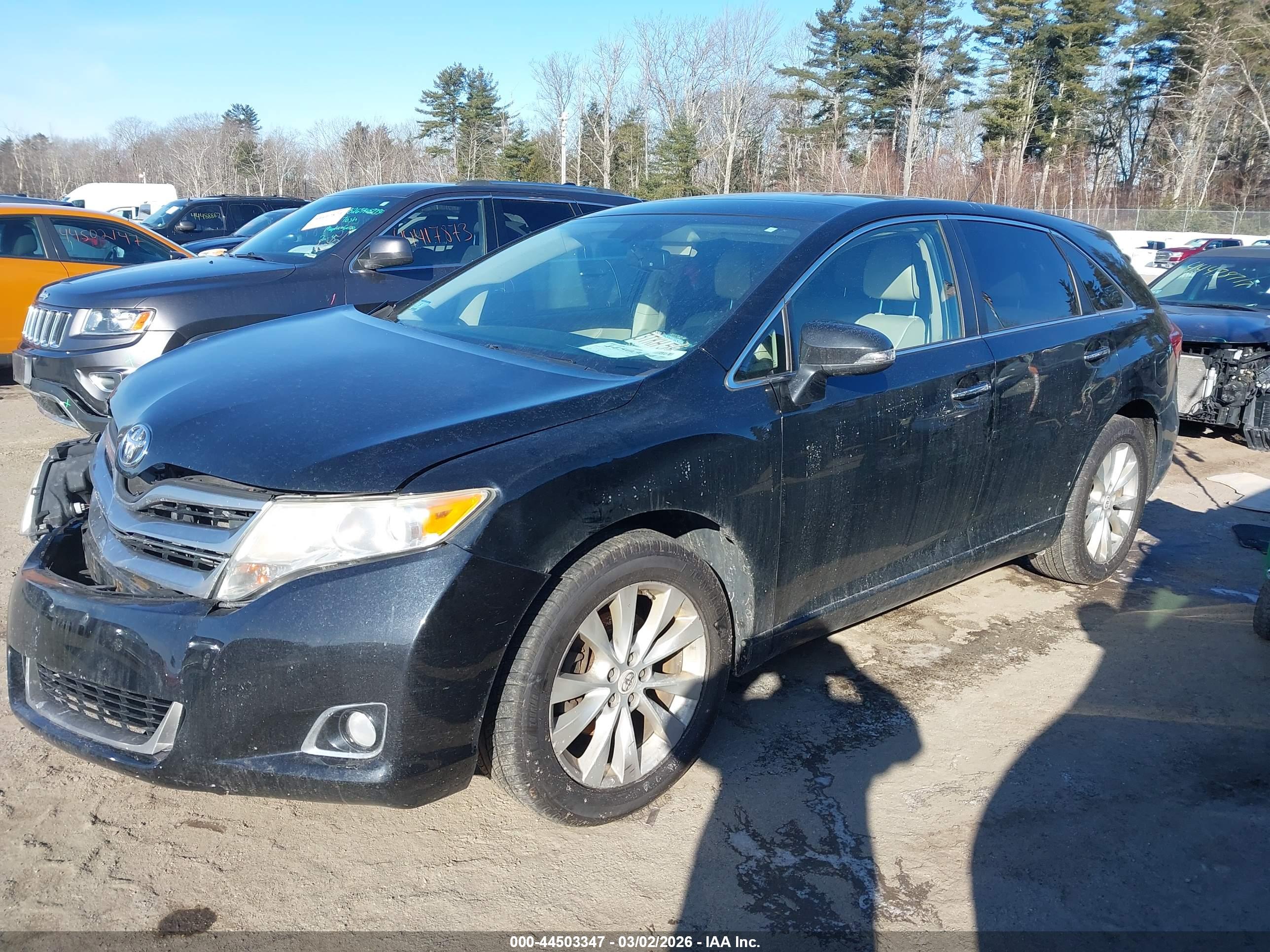 TOYOTA VENZA image 2