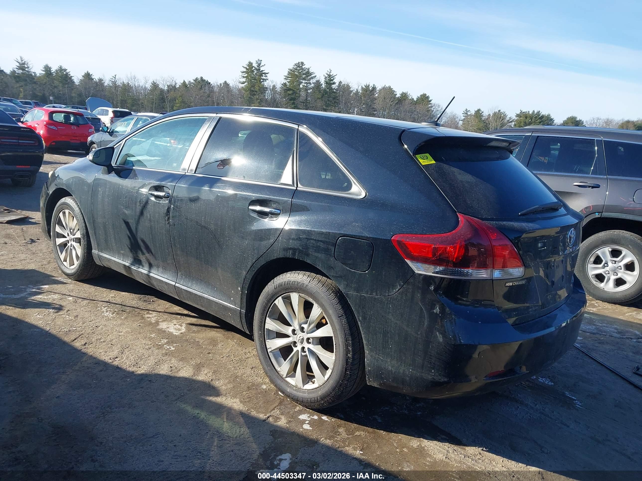 TOYOTA VENZA image 3