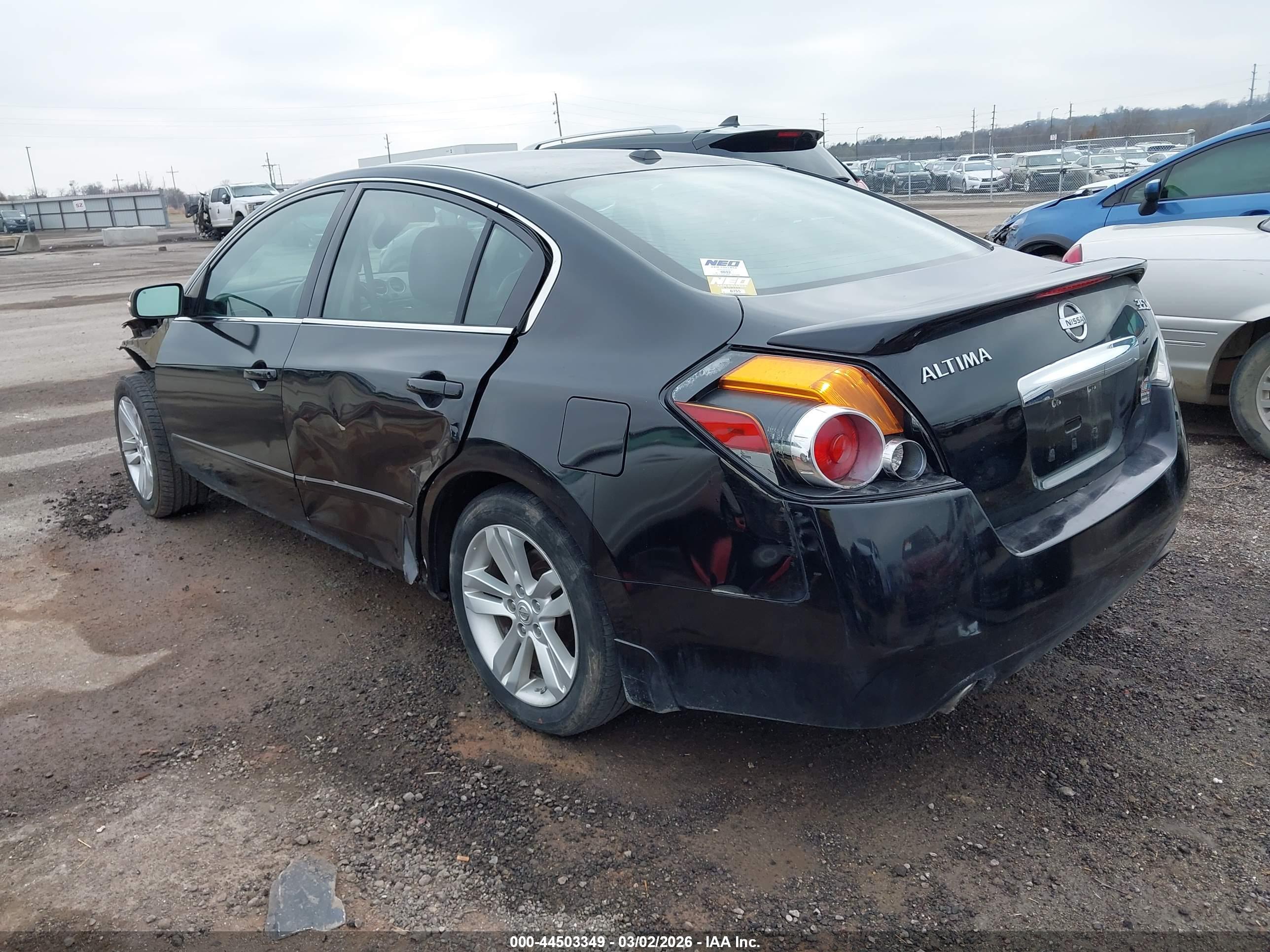 NISSAN ALTIMA image 3