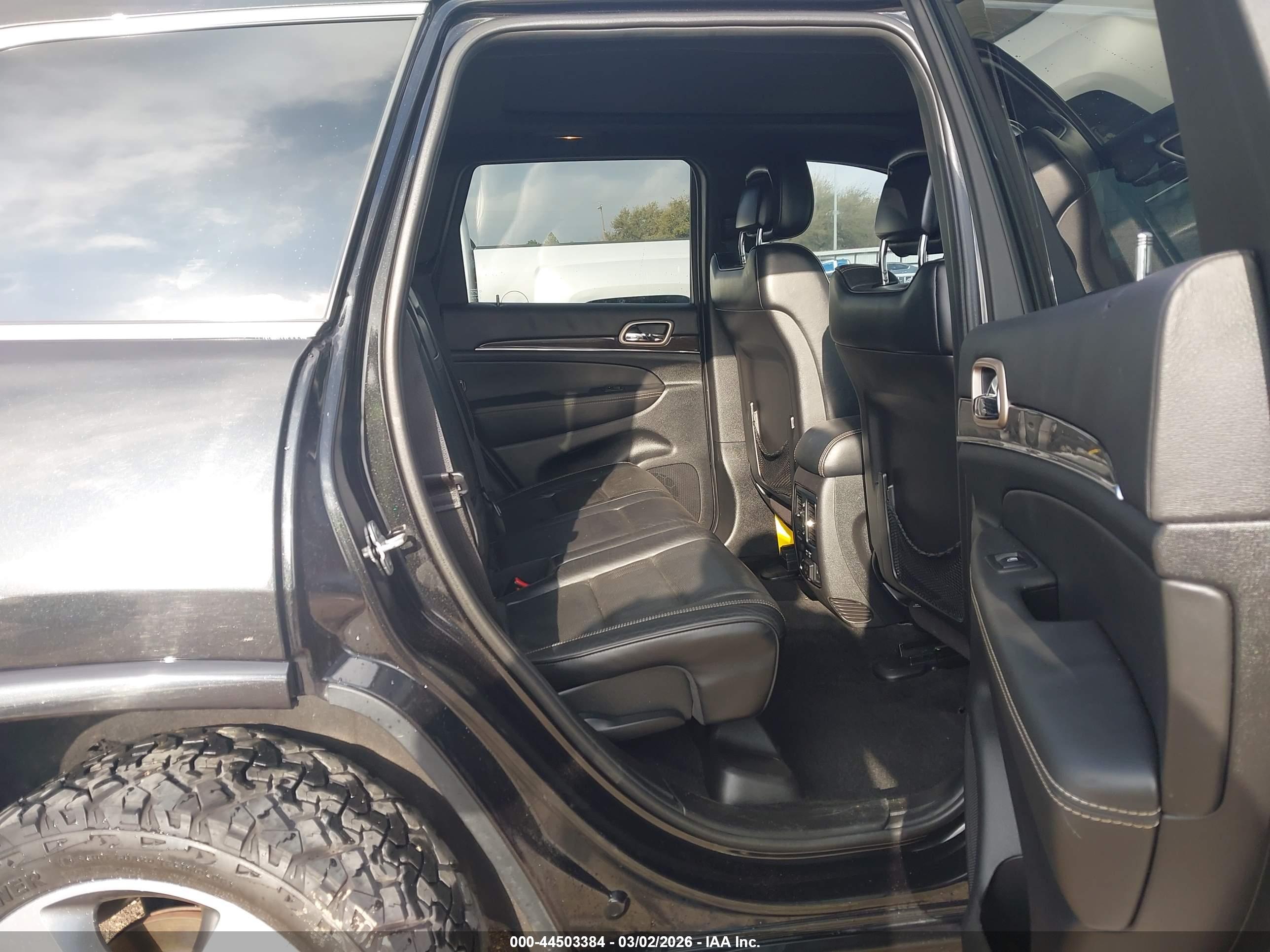JEEP GRAND image 8