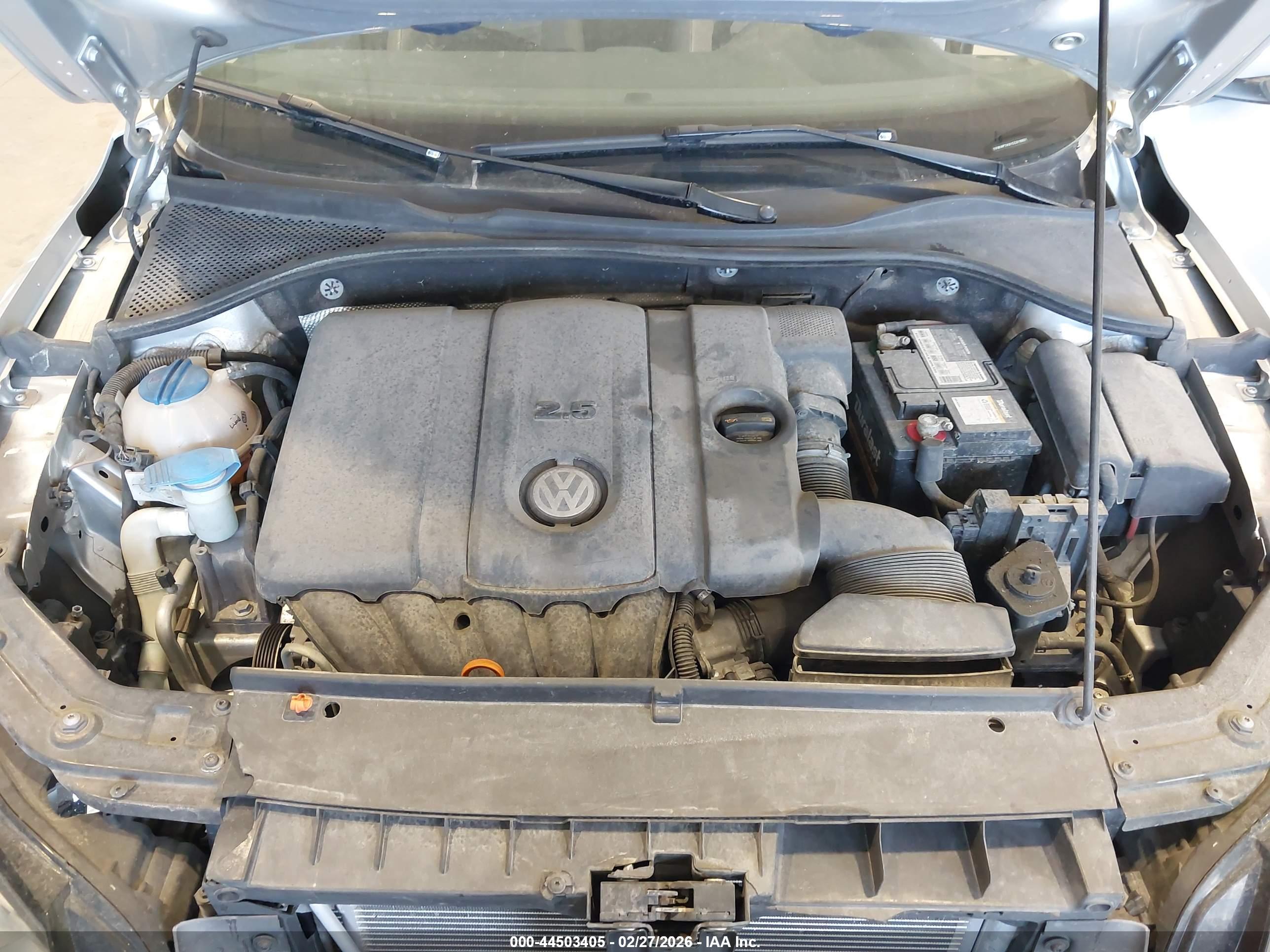 VOLKSWAGEN PASSAT image 10