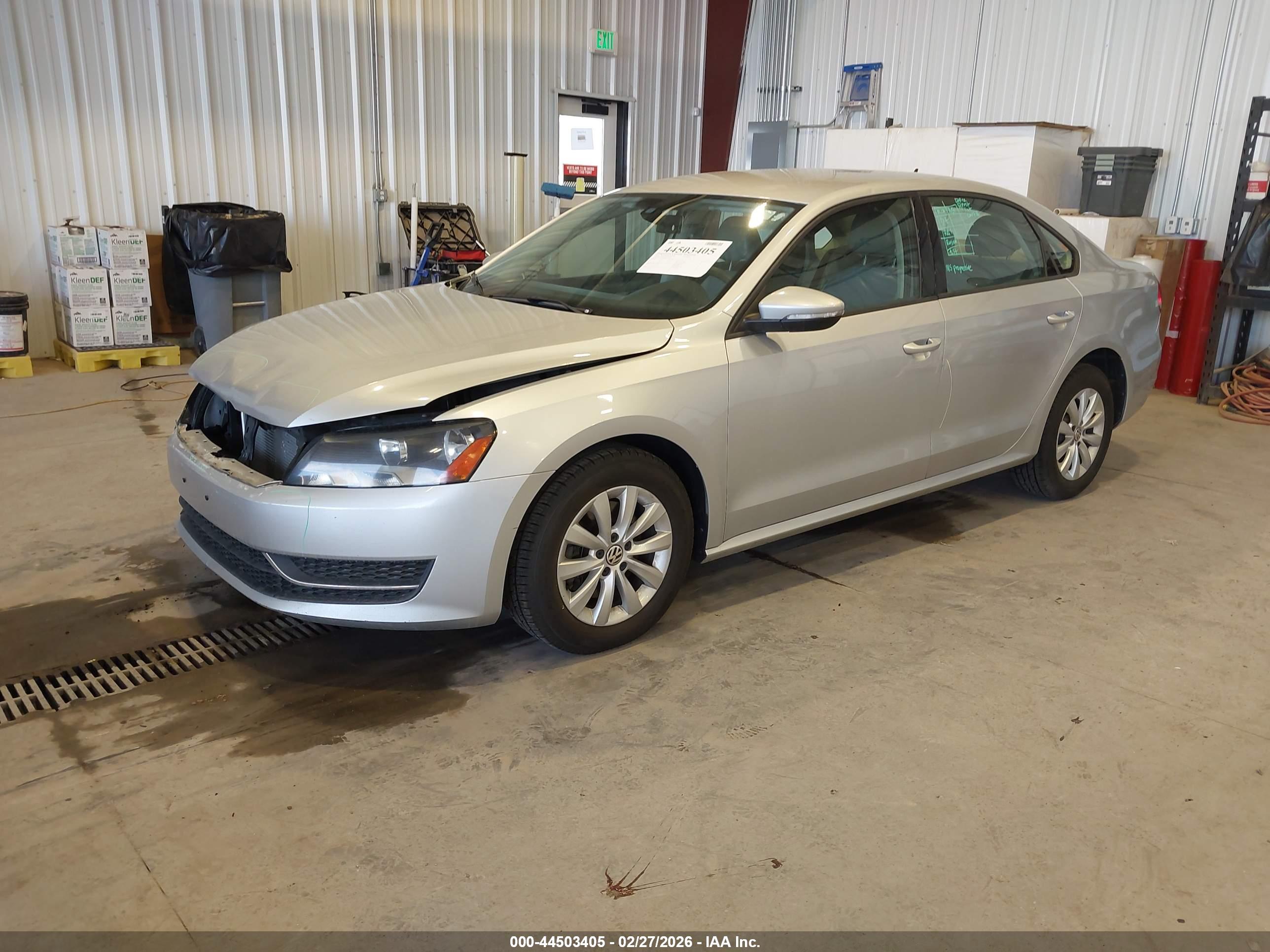 VOLKSWAGEN PASSAT image 2