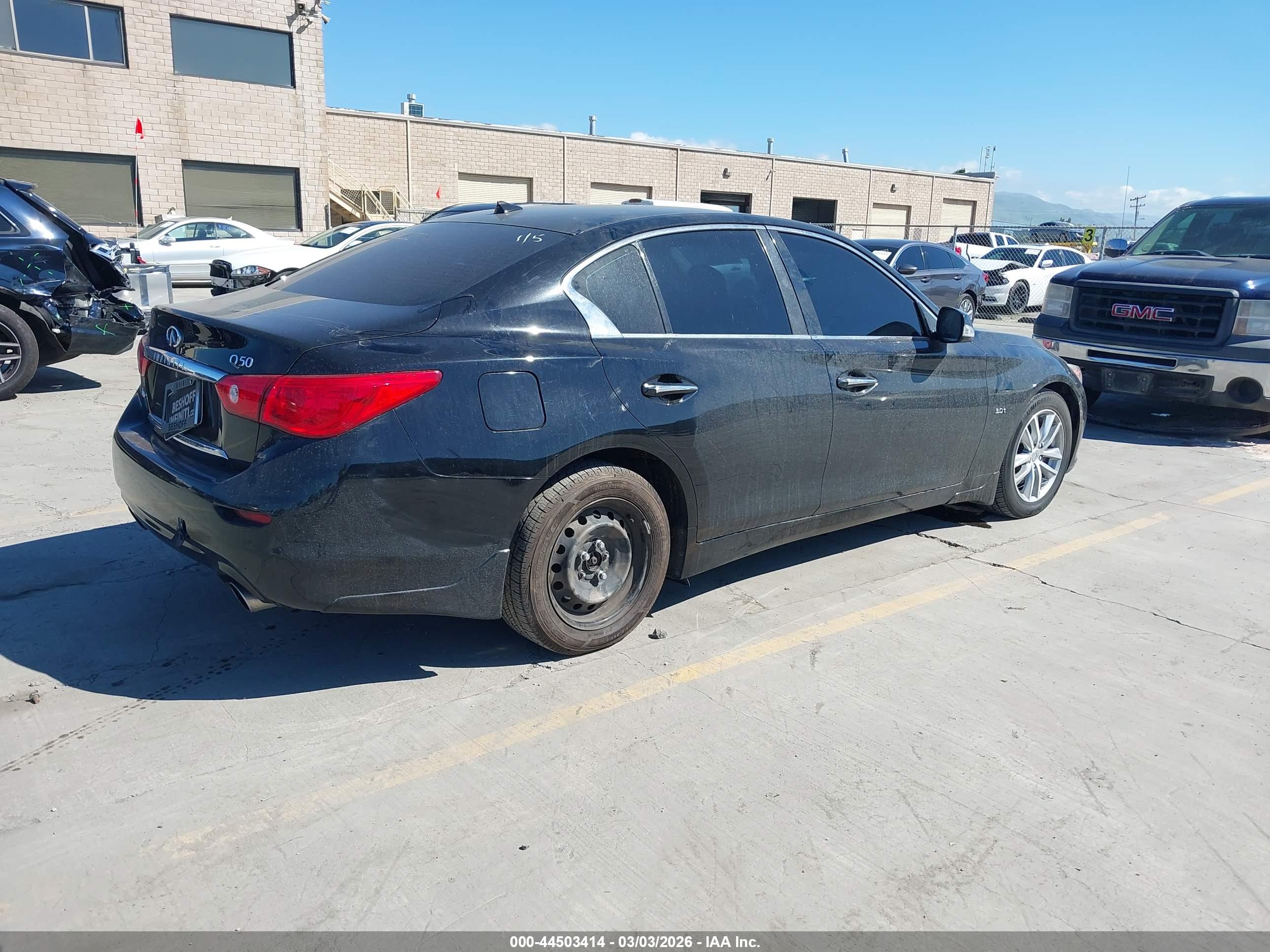 INFINITI Q50 image 4