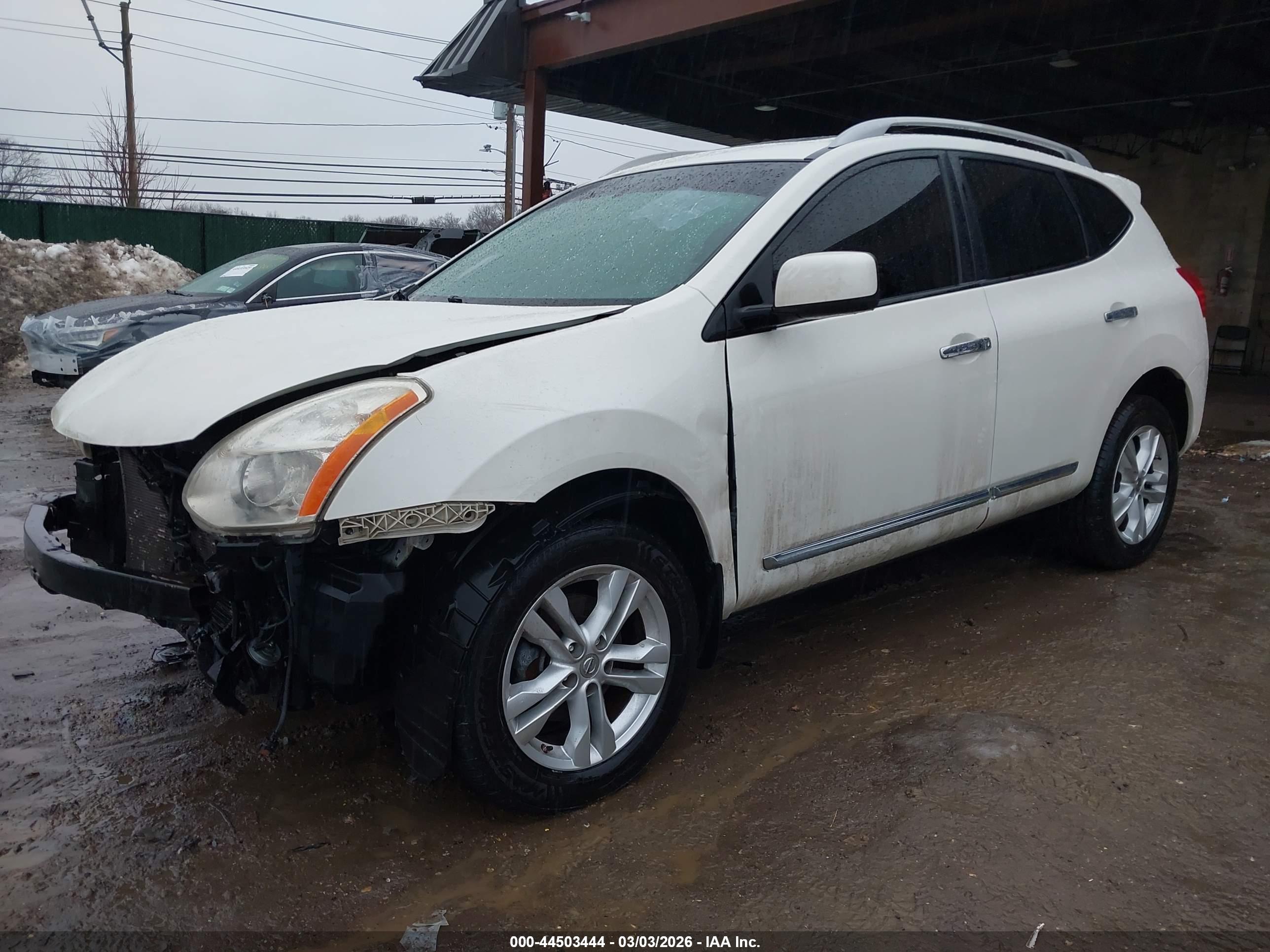 NISSAN ROGUE image 6