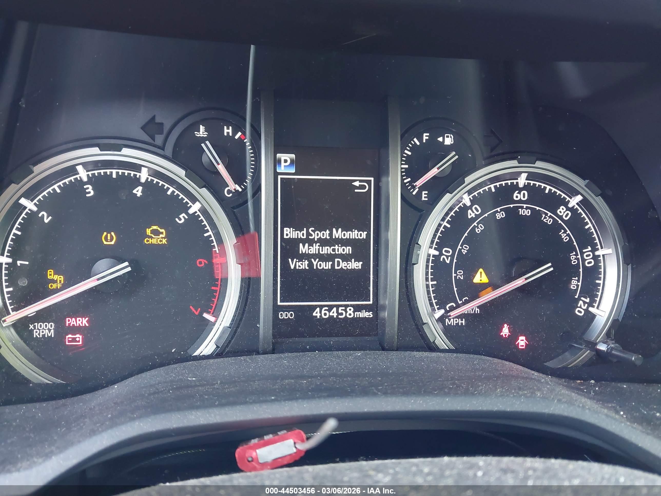 TOYOTA 4RUNNER image 7