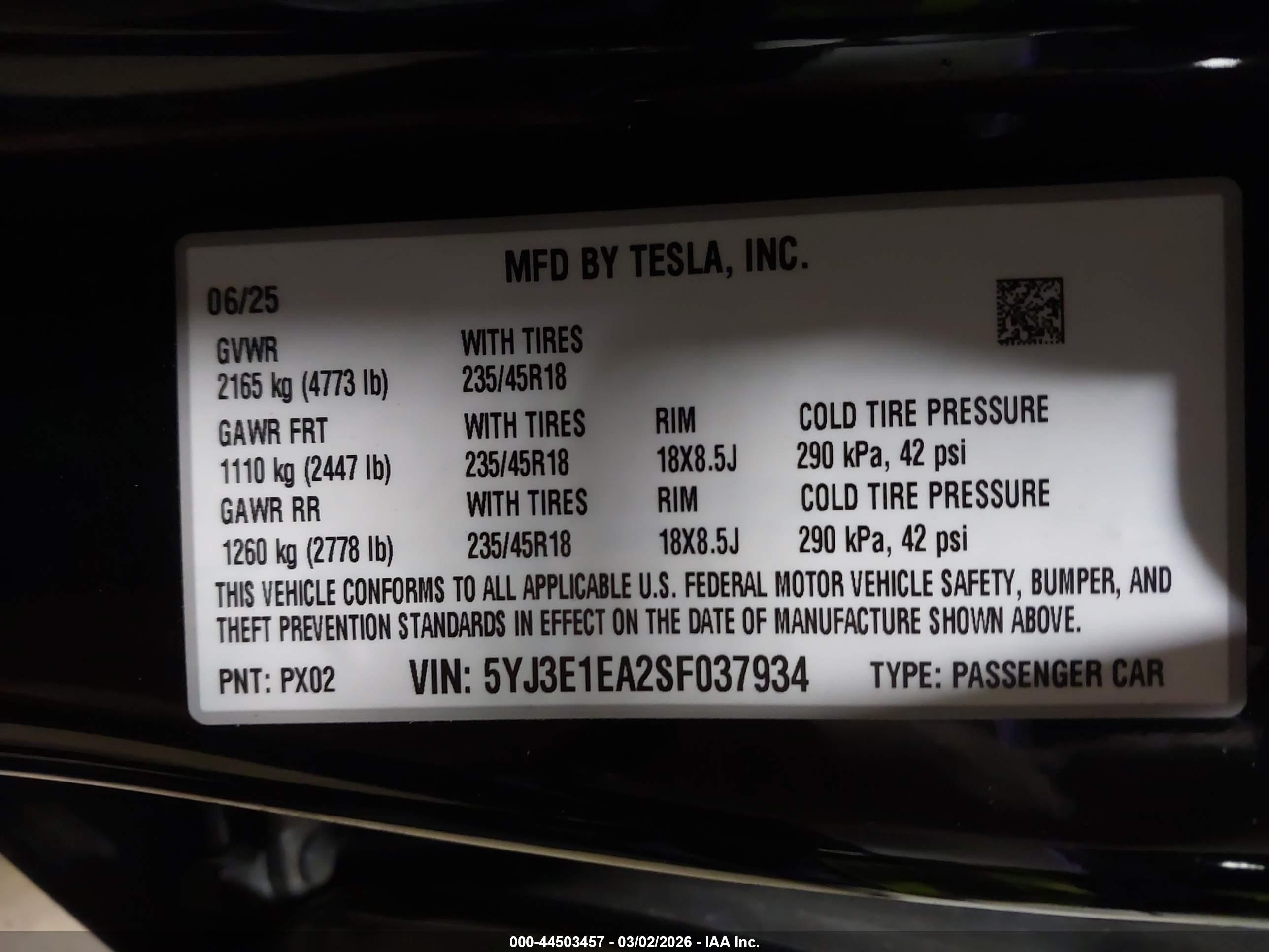 TESLA MODEL image 9