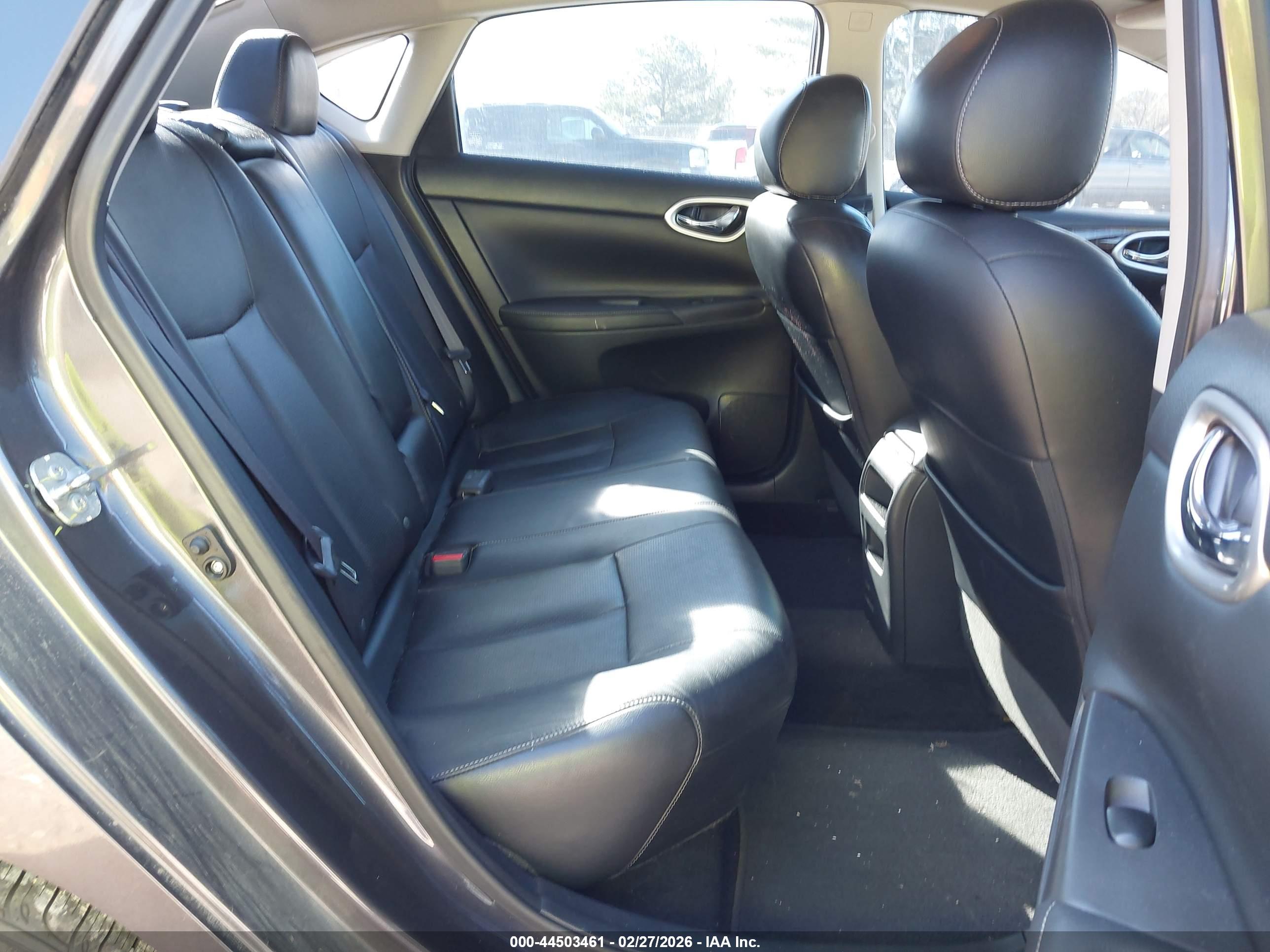 NISSAN SENTRA image 8