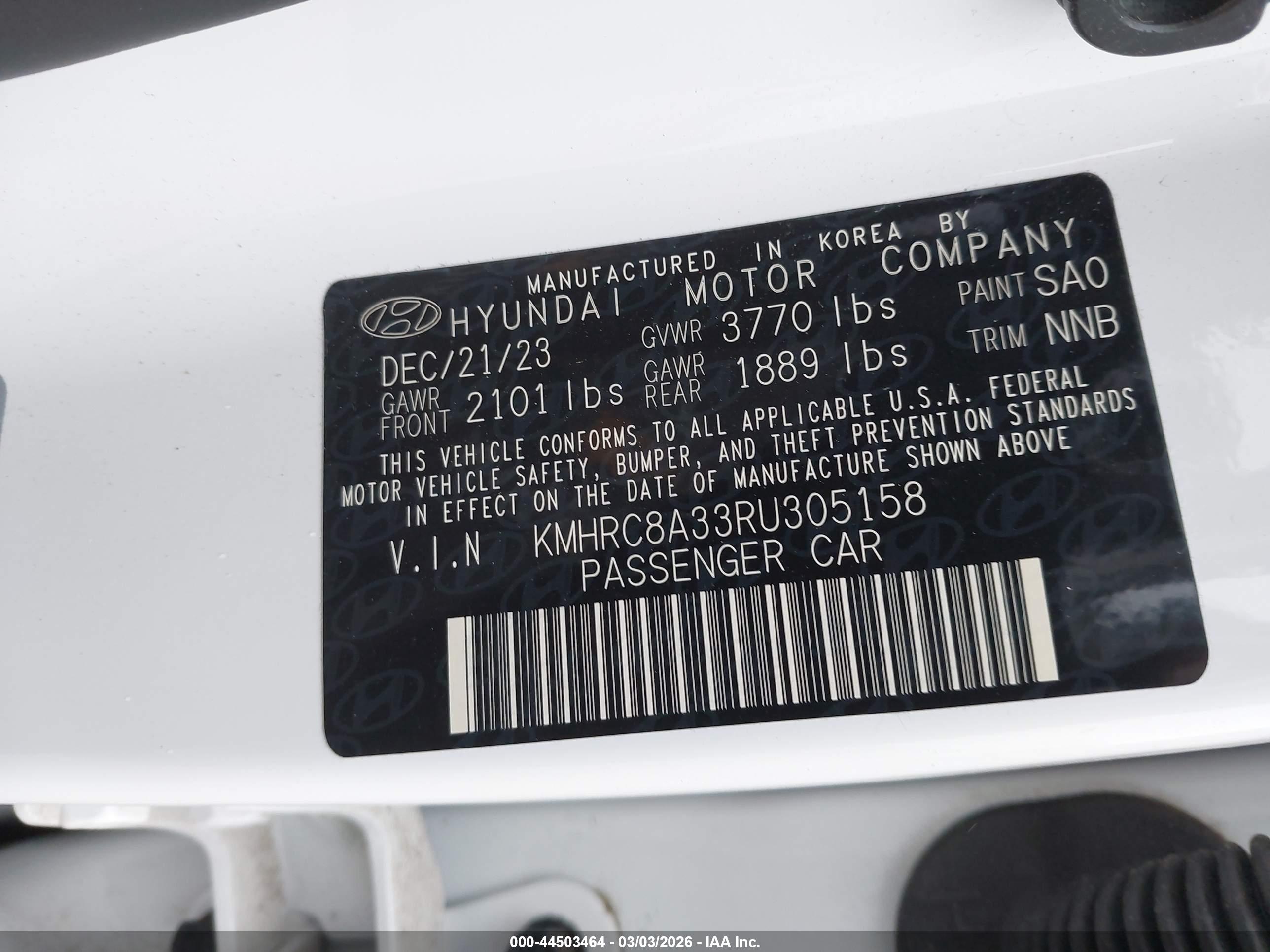 HYUNDAI VENUE image 9