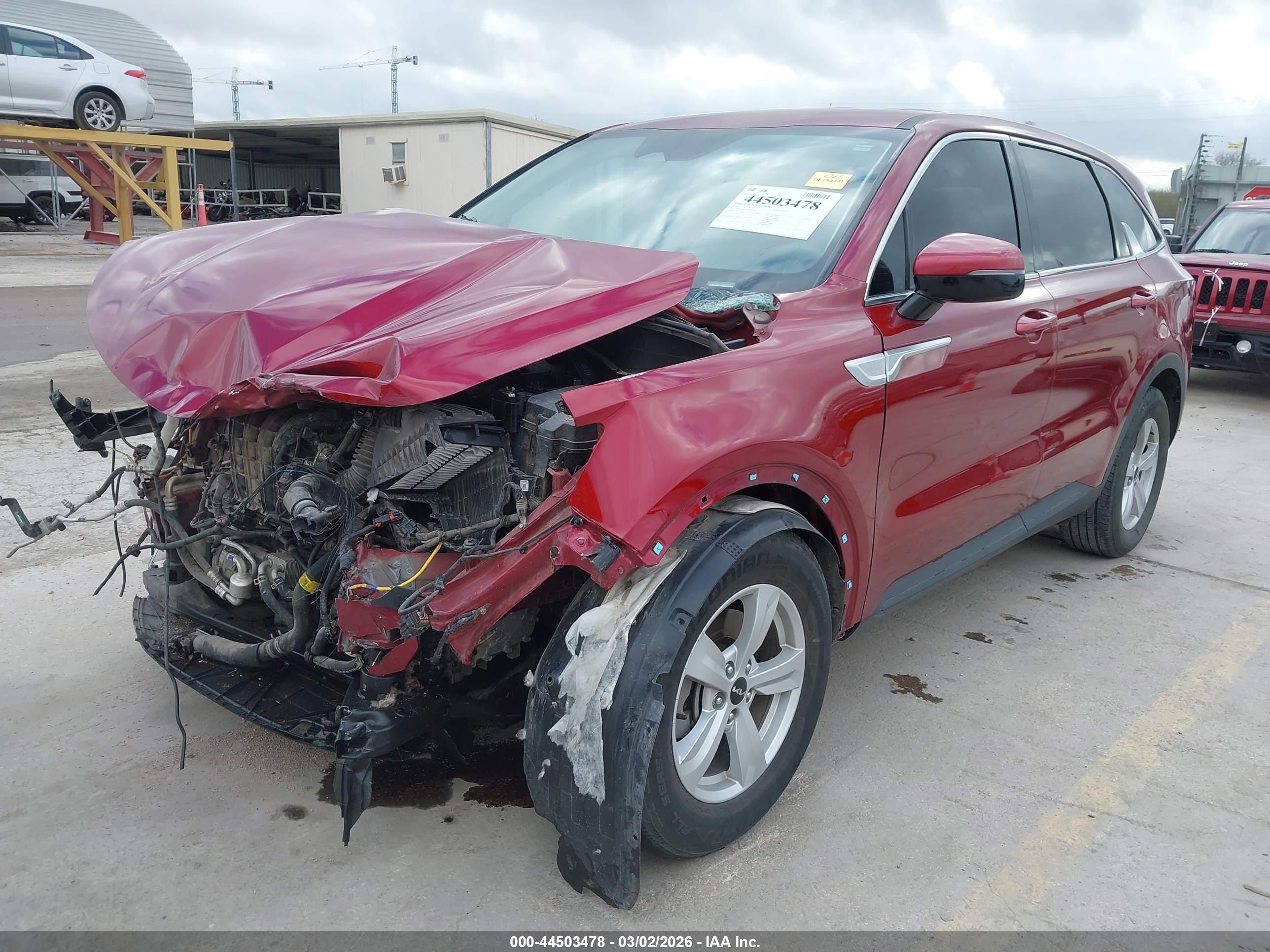 KIA SORENTO image 2