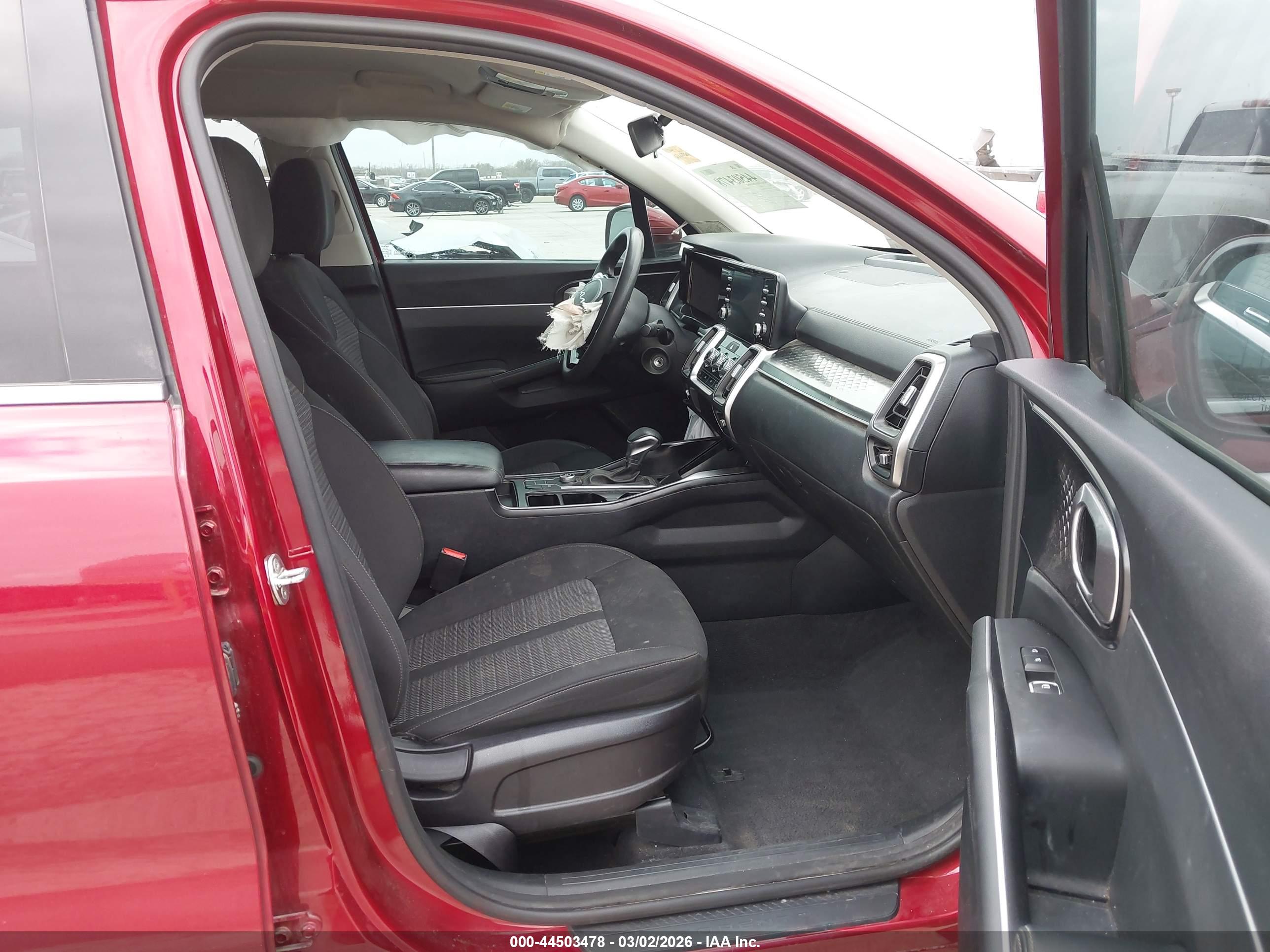 KIA SORENTO image 5