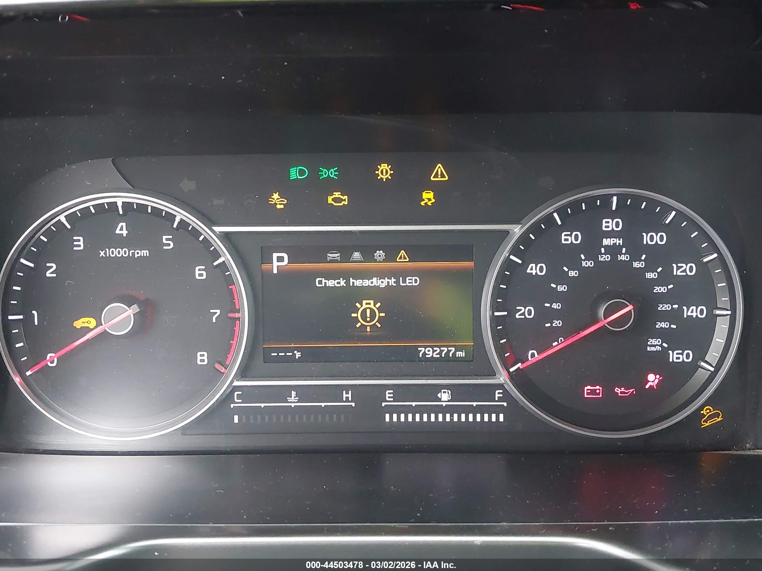KIA SORENTO image 7