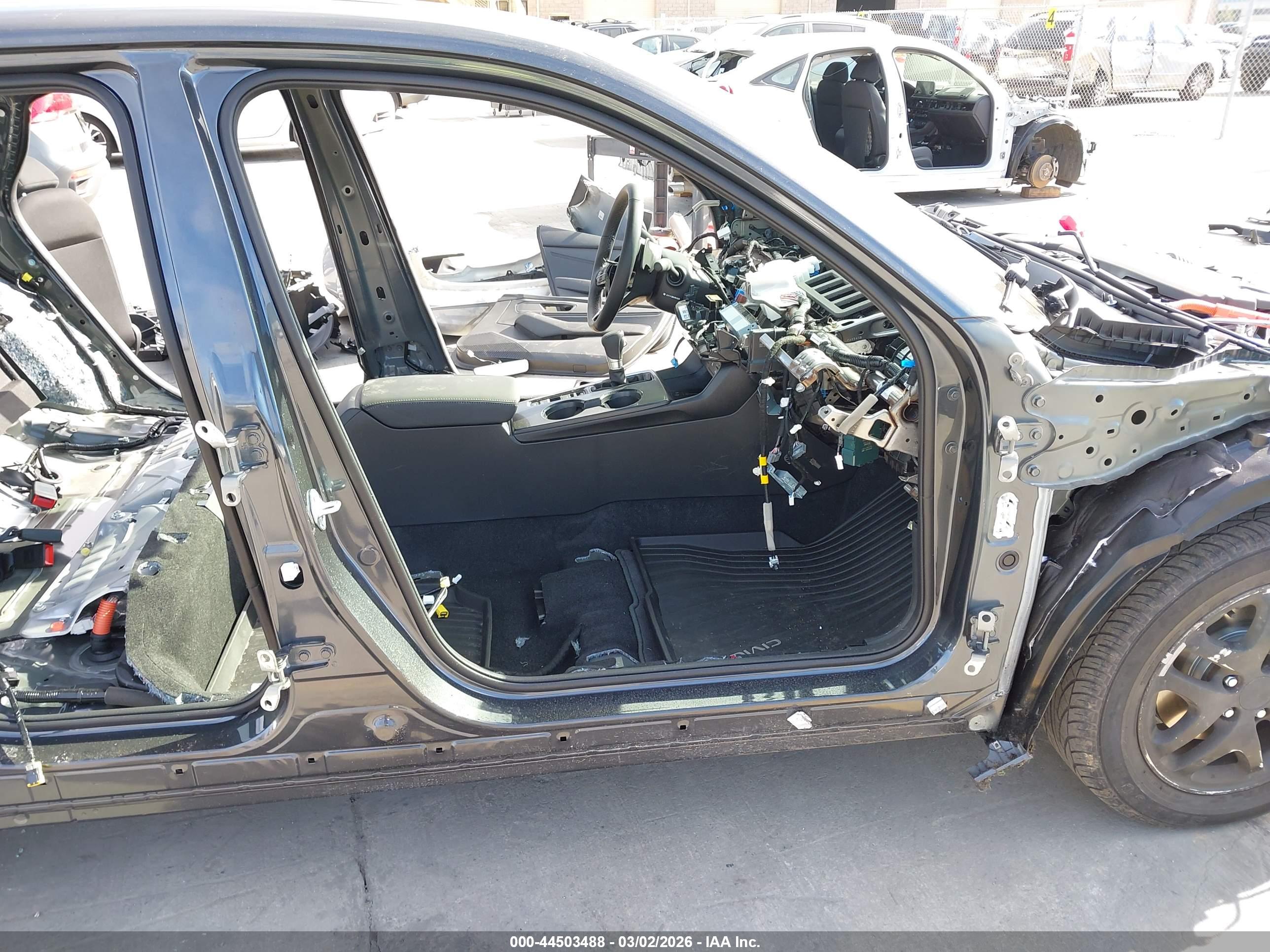 HONDA CIVIC image 5