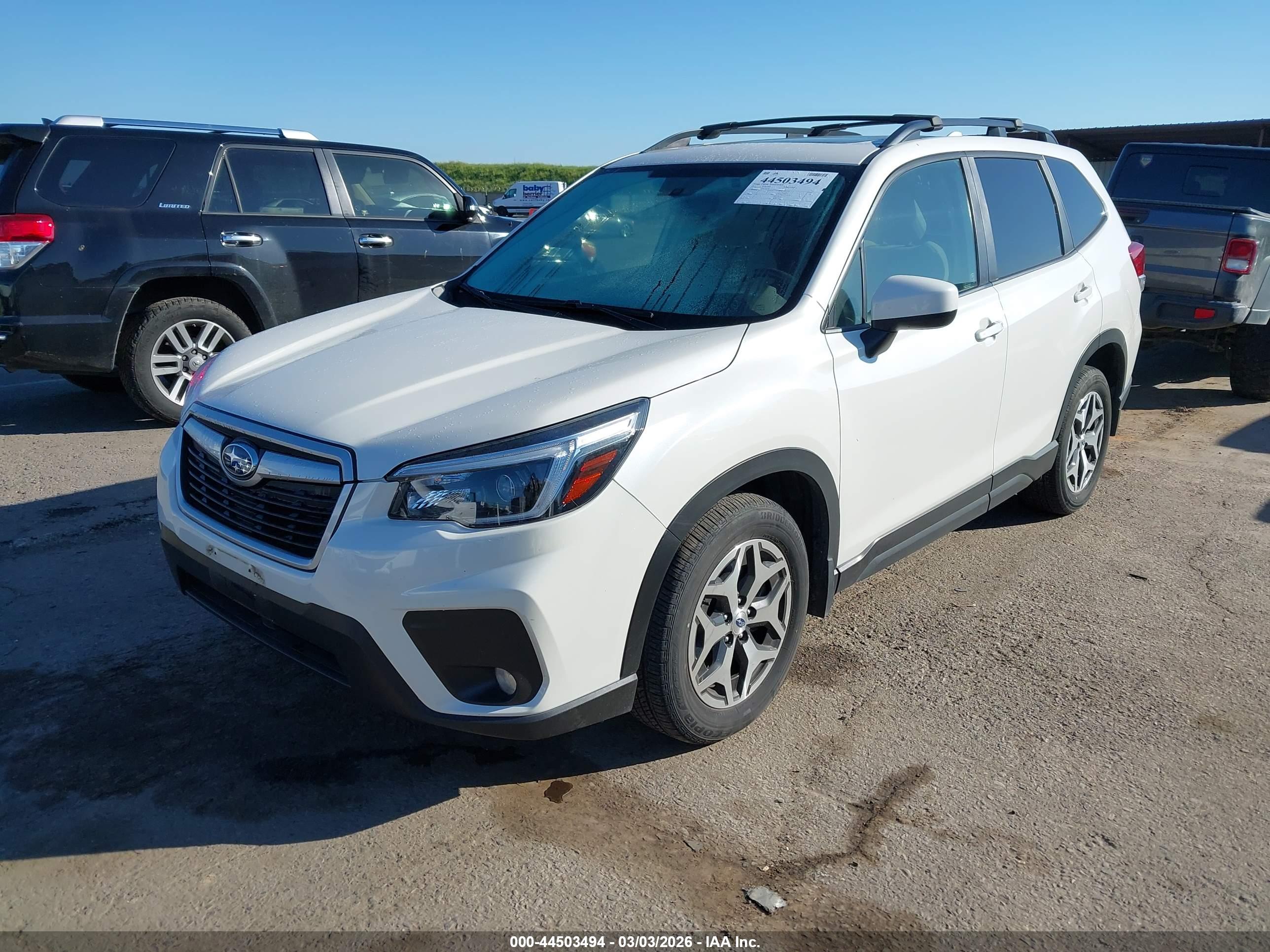 SUBARU FORESTER image 2