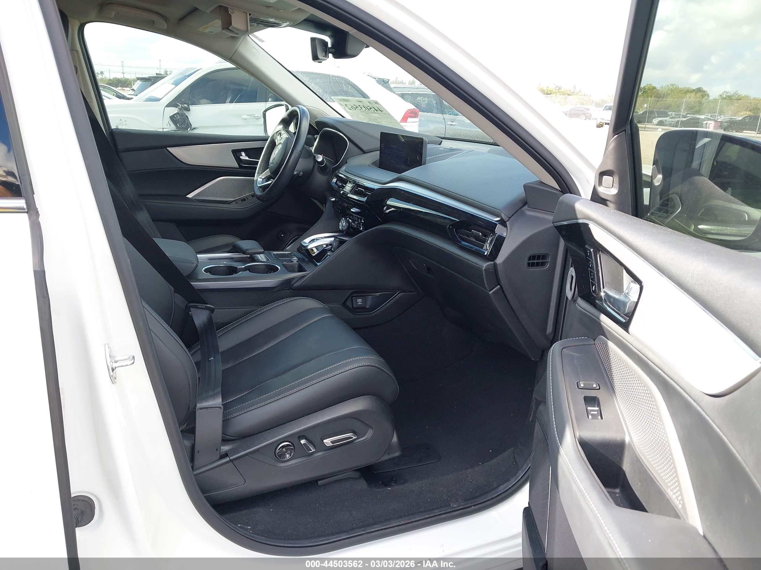 ACURA MDX image 5