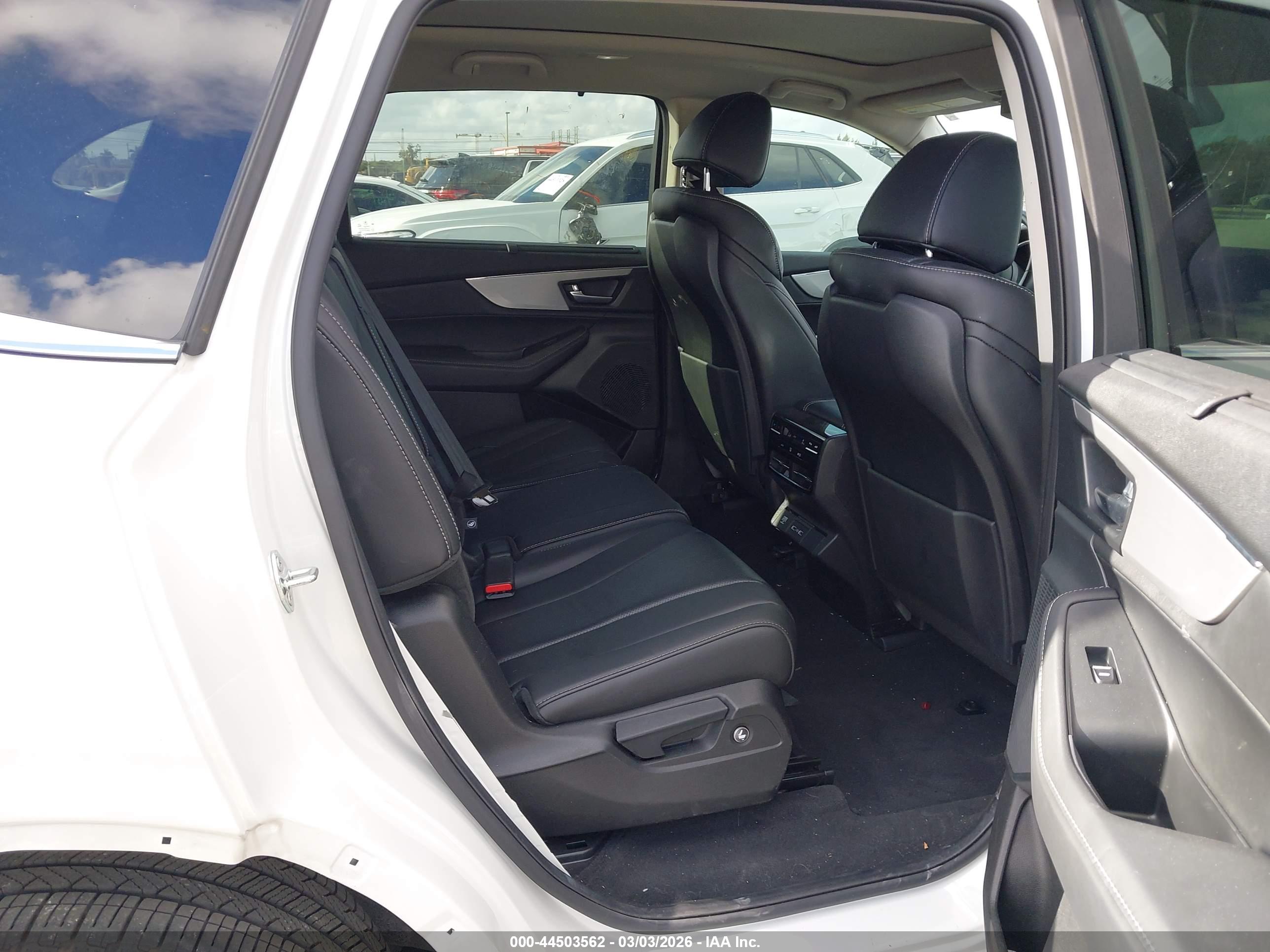 ACURA MDX image 8