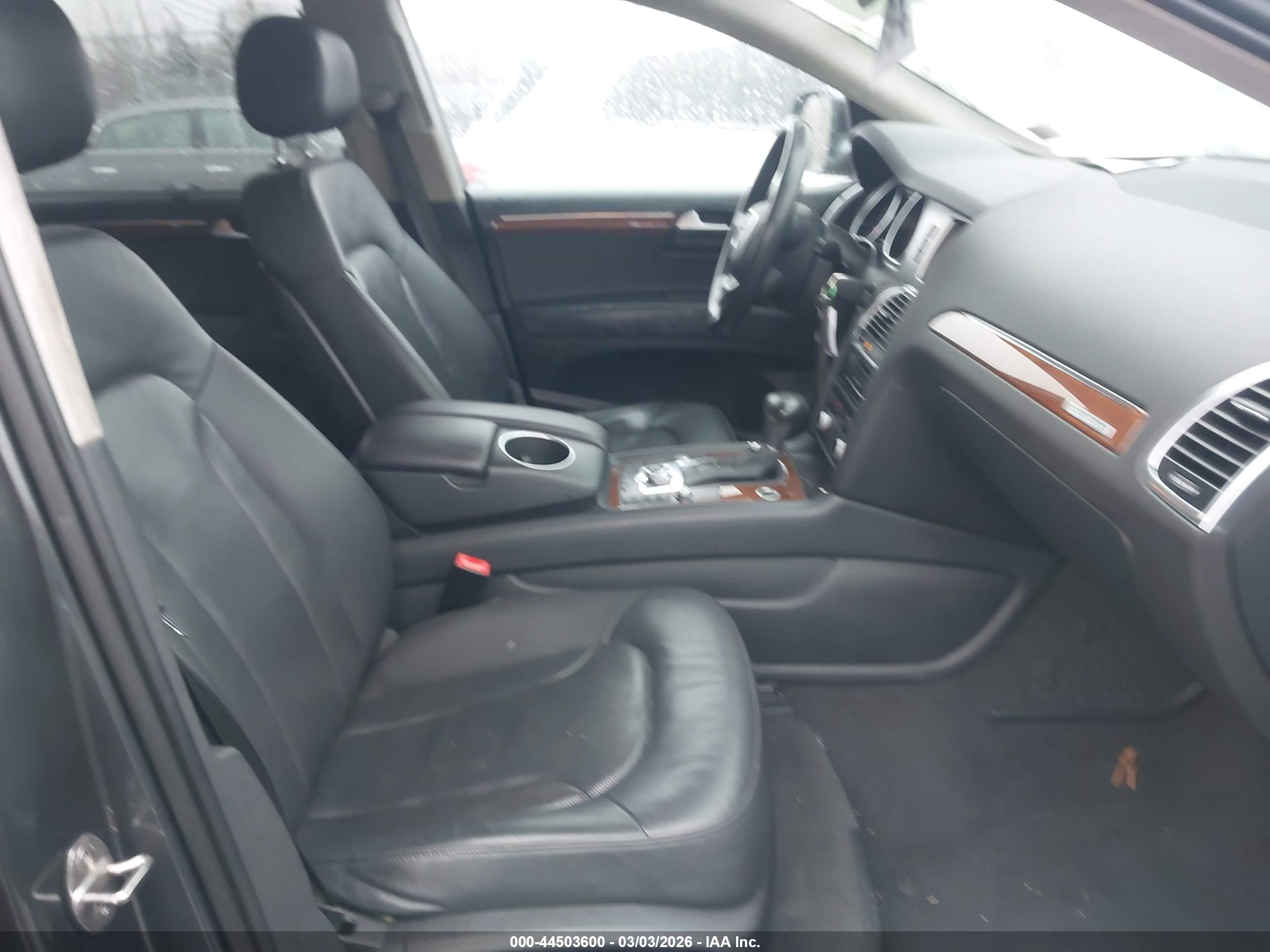 AUDI Q7 image 5