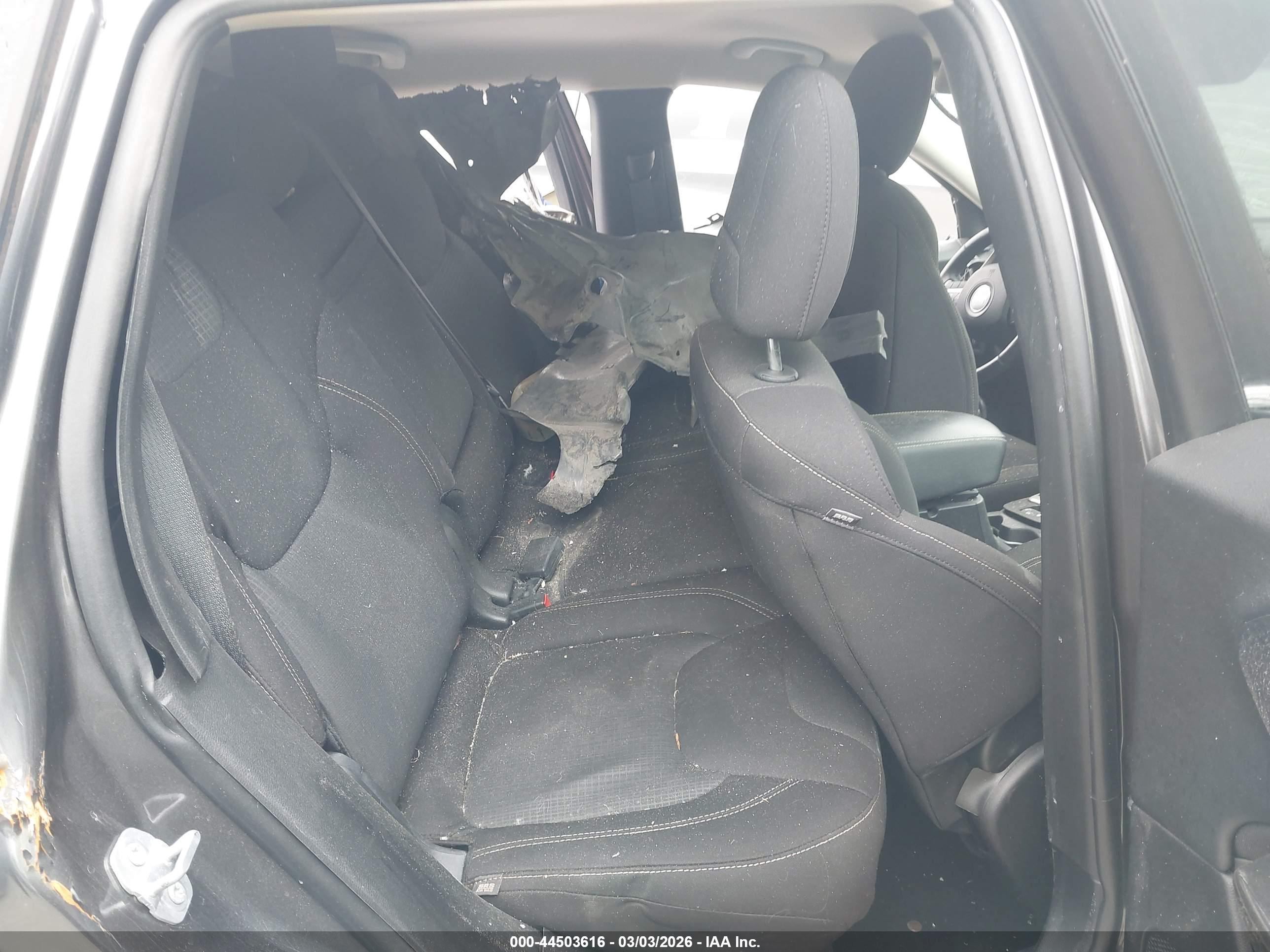 JEEP CHEROKEE image 8