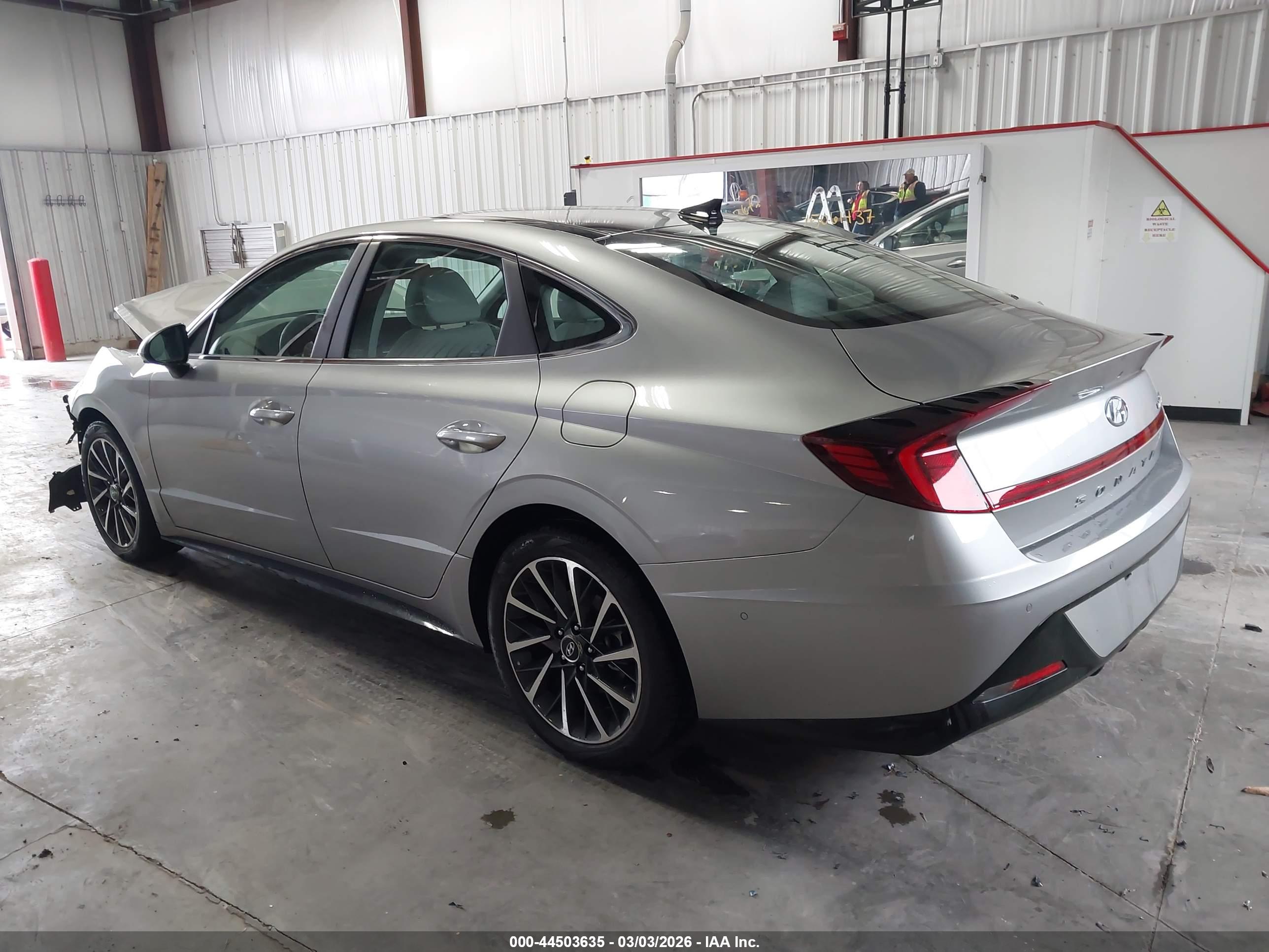 HYUNDAI SONATA image 3