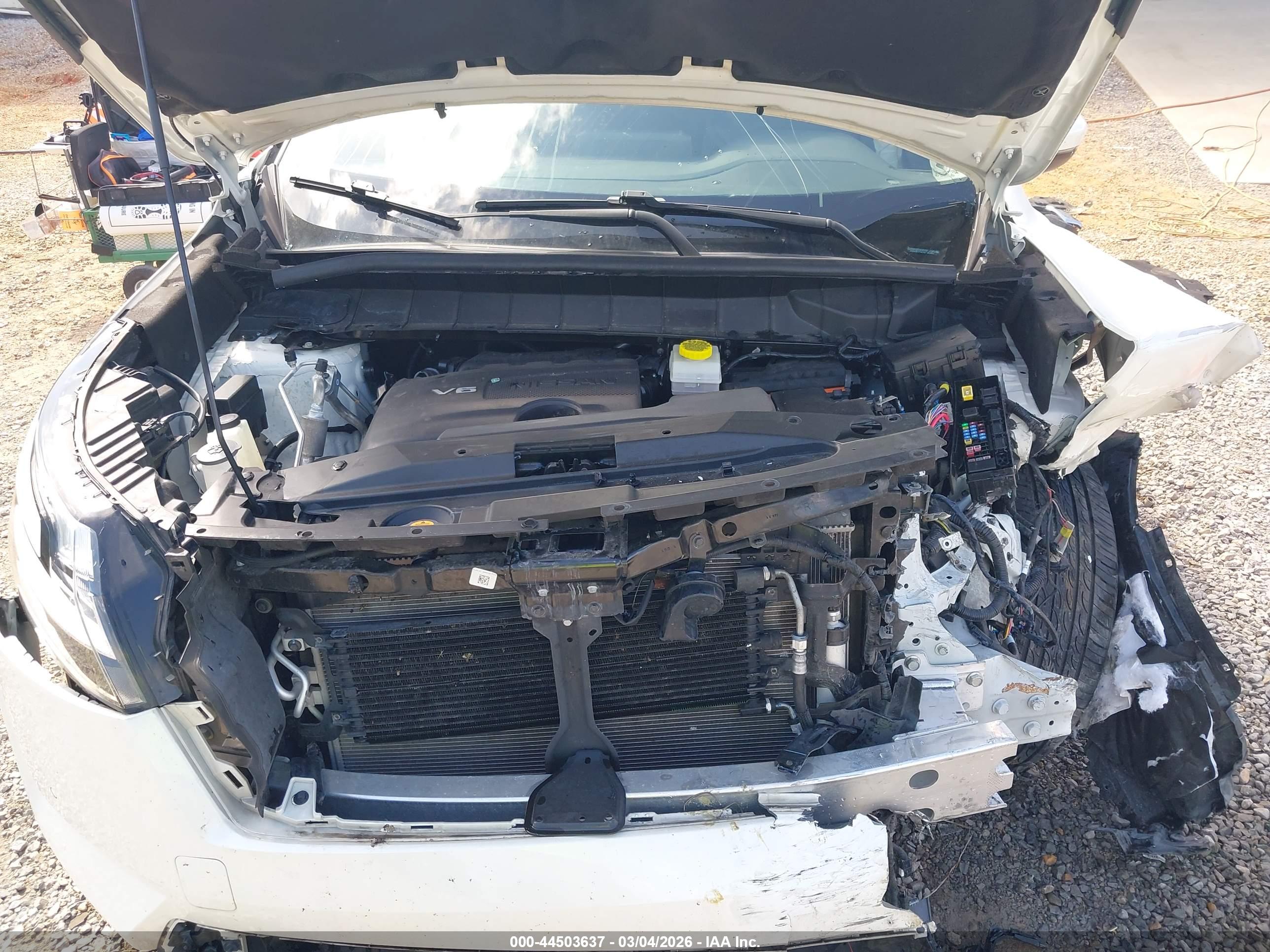 NISSAN PATHFINDER image 10