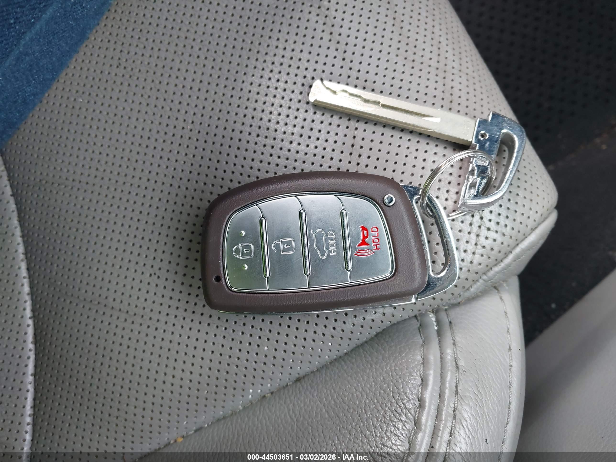 HYUNDAI SONATA image 11