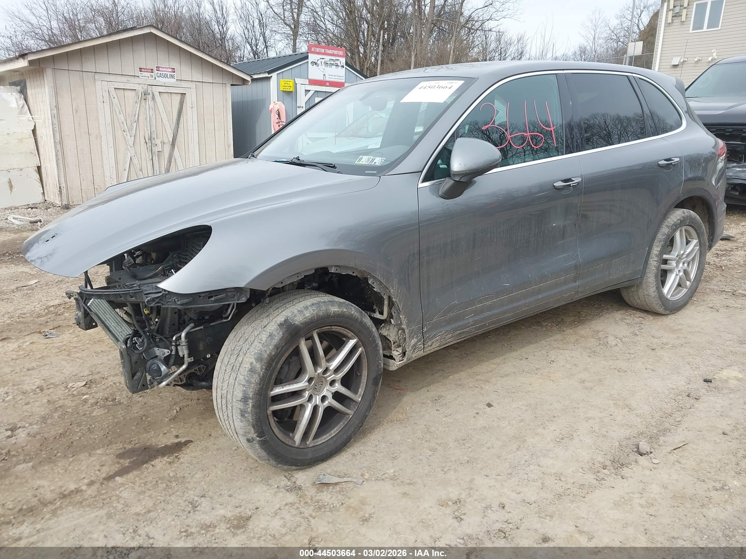 PORSCHE CAYENNE image 2