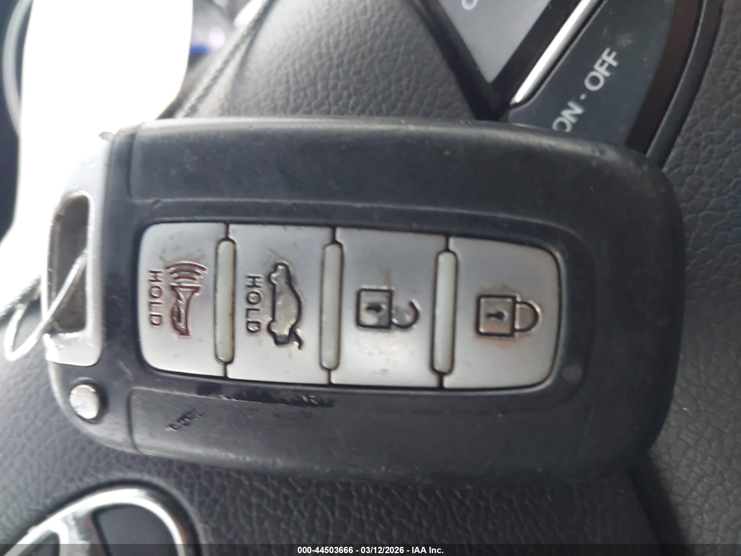 HYUNDAI SONATA image 11