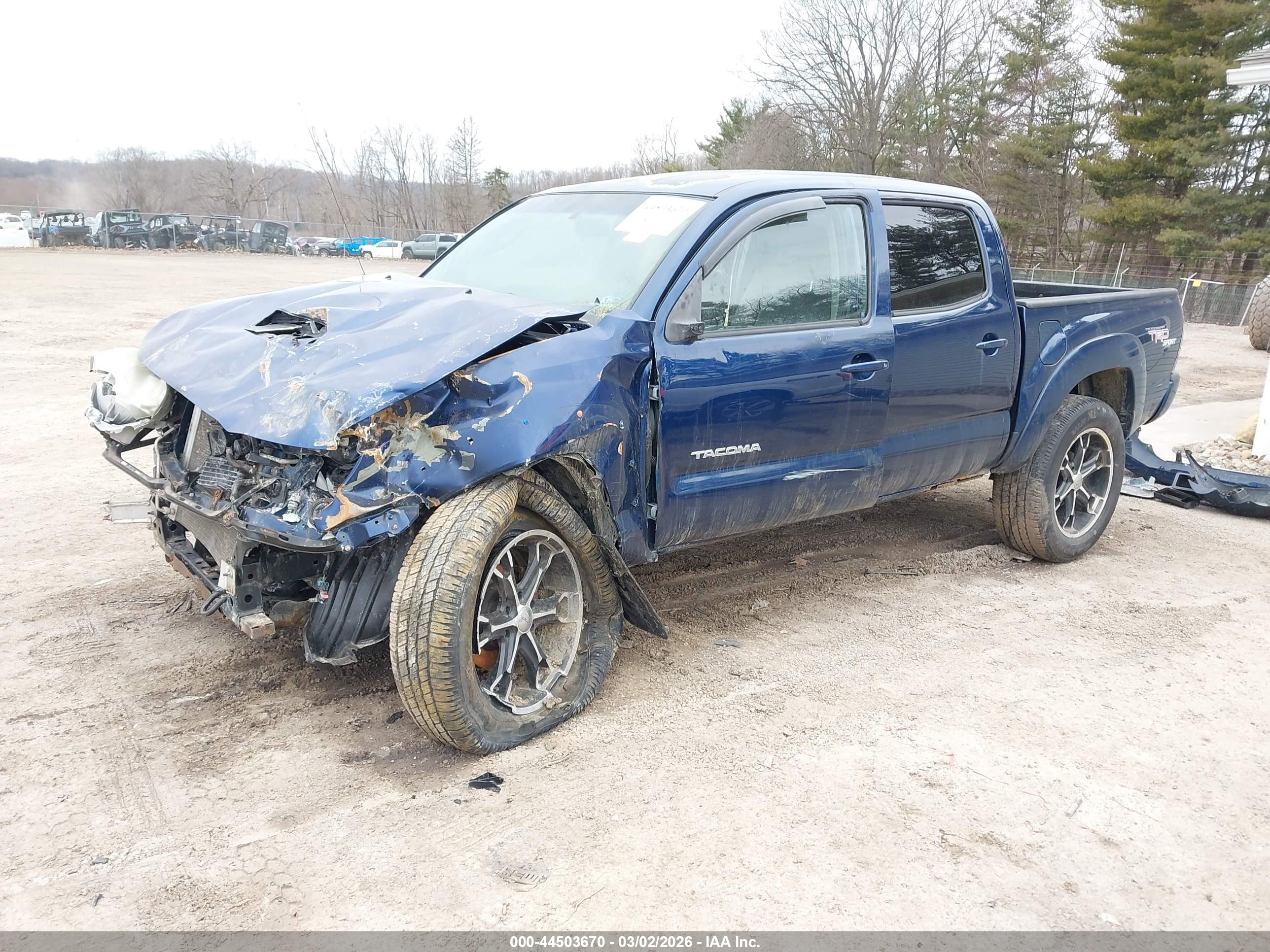 TOYOTA TACOMA image 2