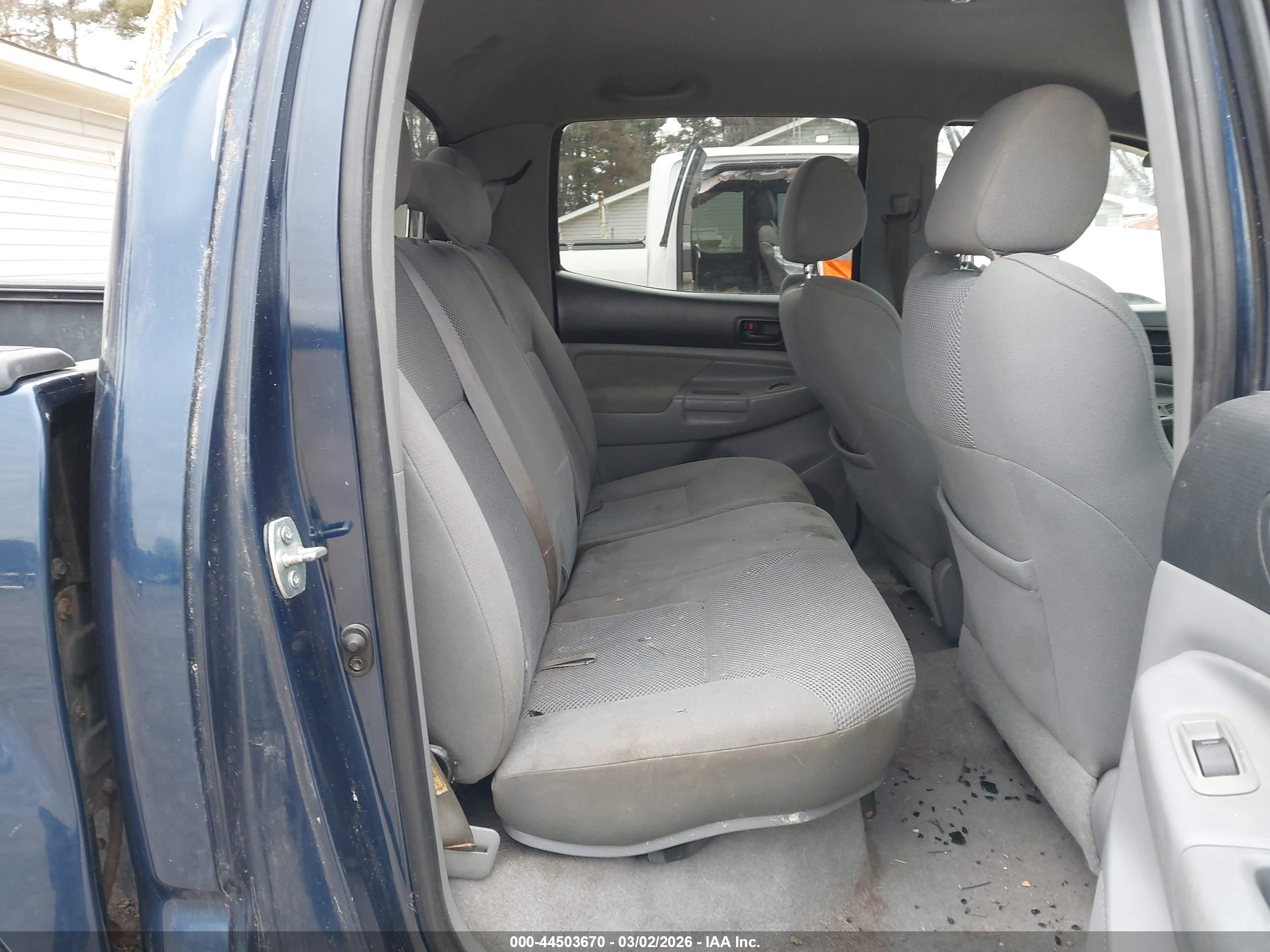 TOYOTA TACOMA image 8