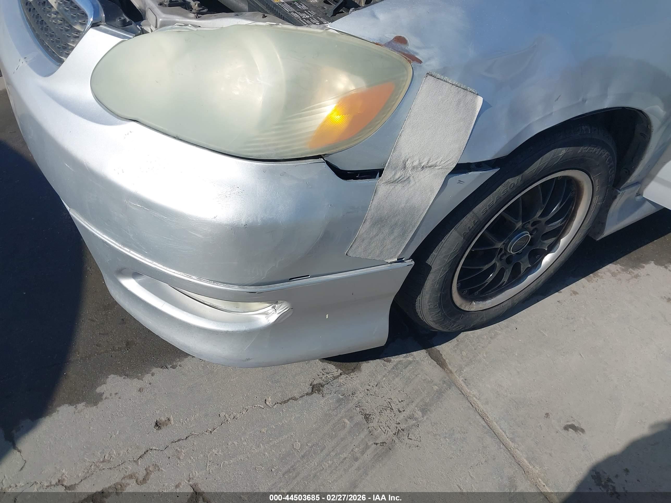 TOYOTA COROLLA image 6