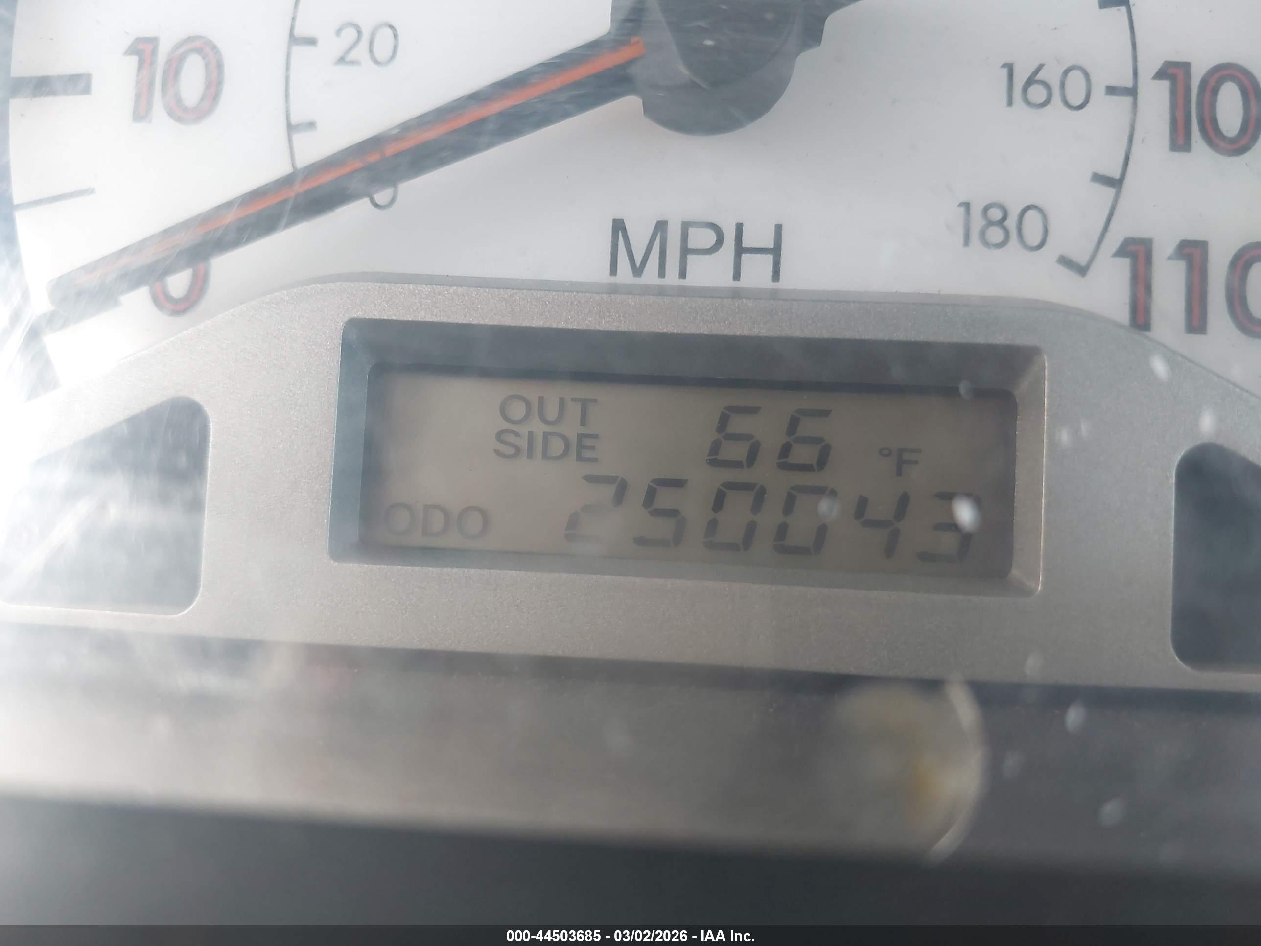 TOYOTA COROLLA image 7