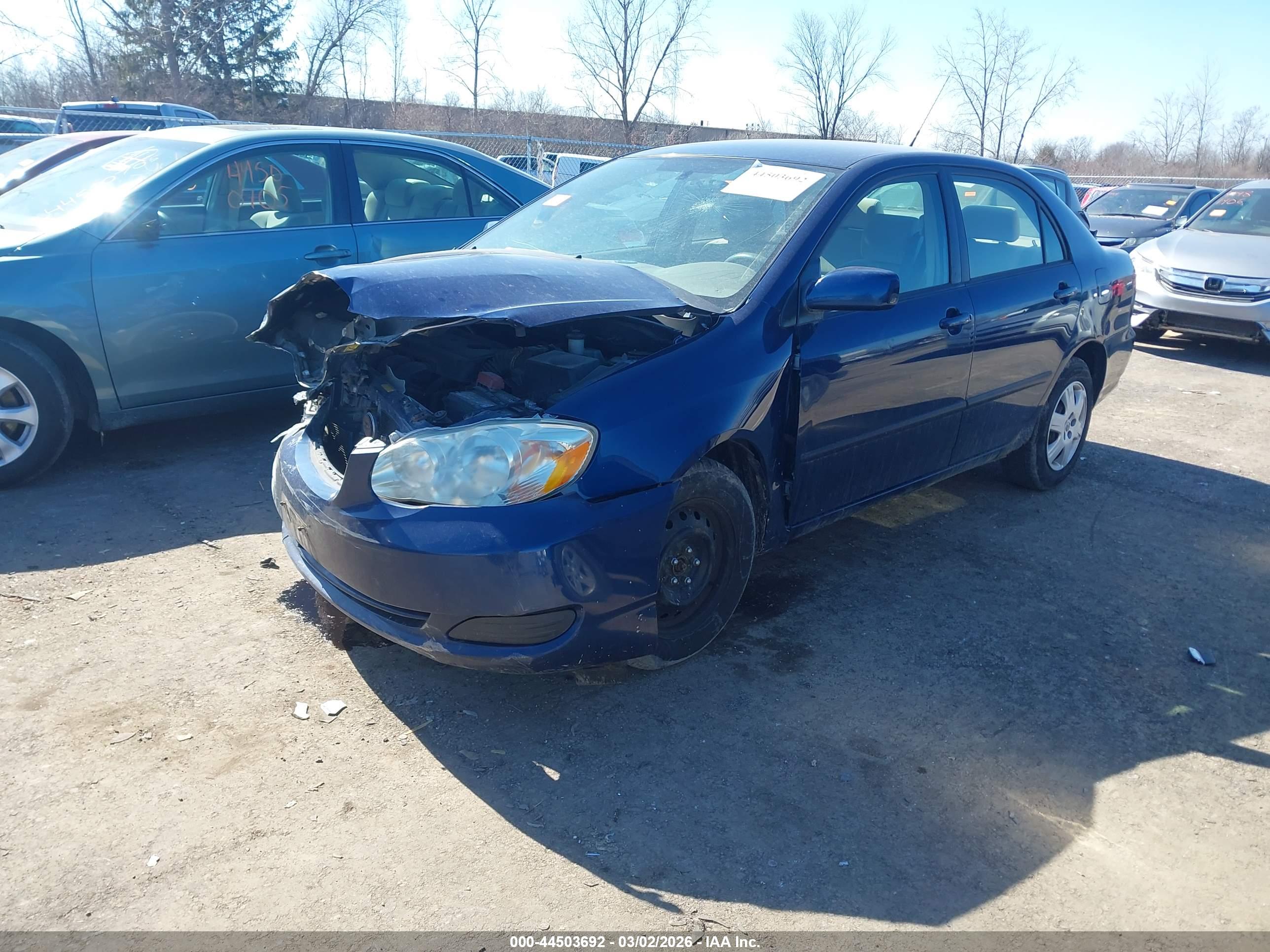 TOYOTA COROLLA image 2