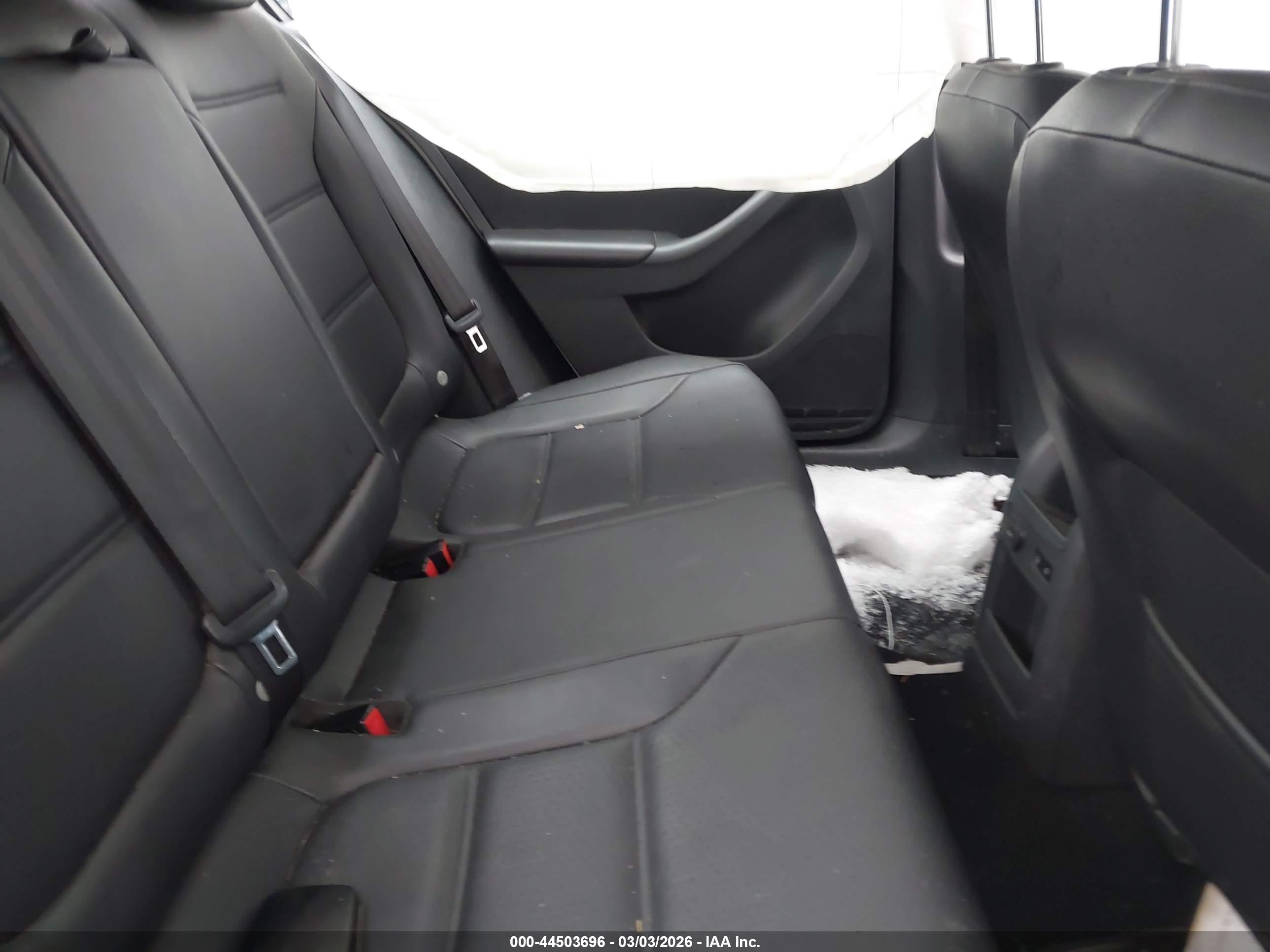 VOLKSWAGEN JETTA image 8