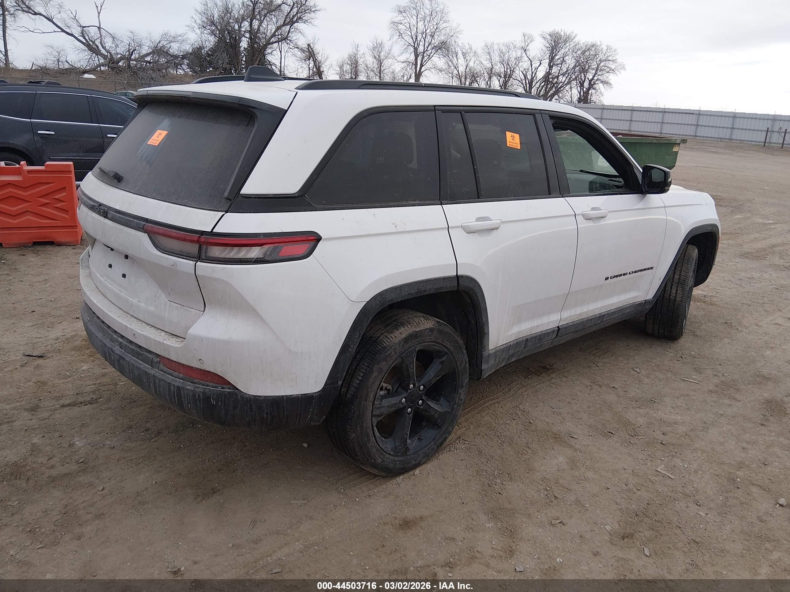 JEEP GRAND image 4